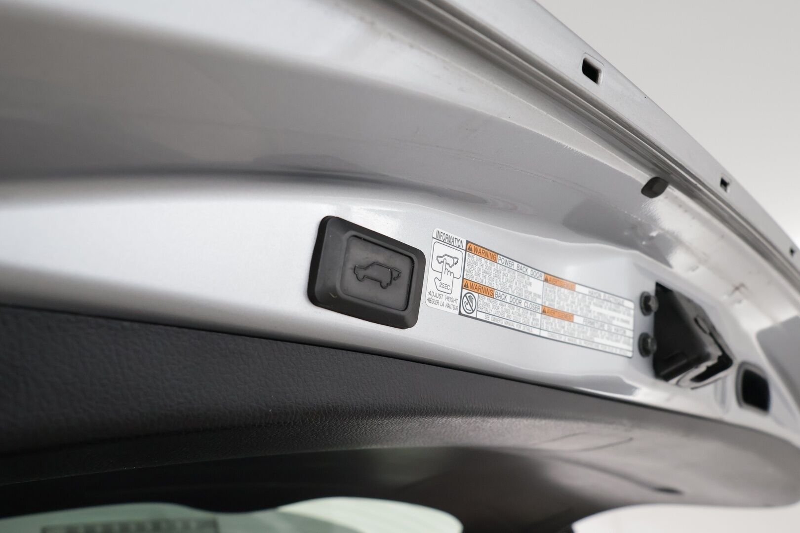 Toyota RAV4 2017 2,5 Hybrid FWD Hybrid Edition - | Suomi-Auto | Adapt.vakkari | Navi | P-kamera | KeyLessGo | Koukku |  LED | Ratinlämmitin | 