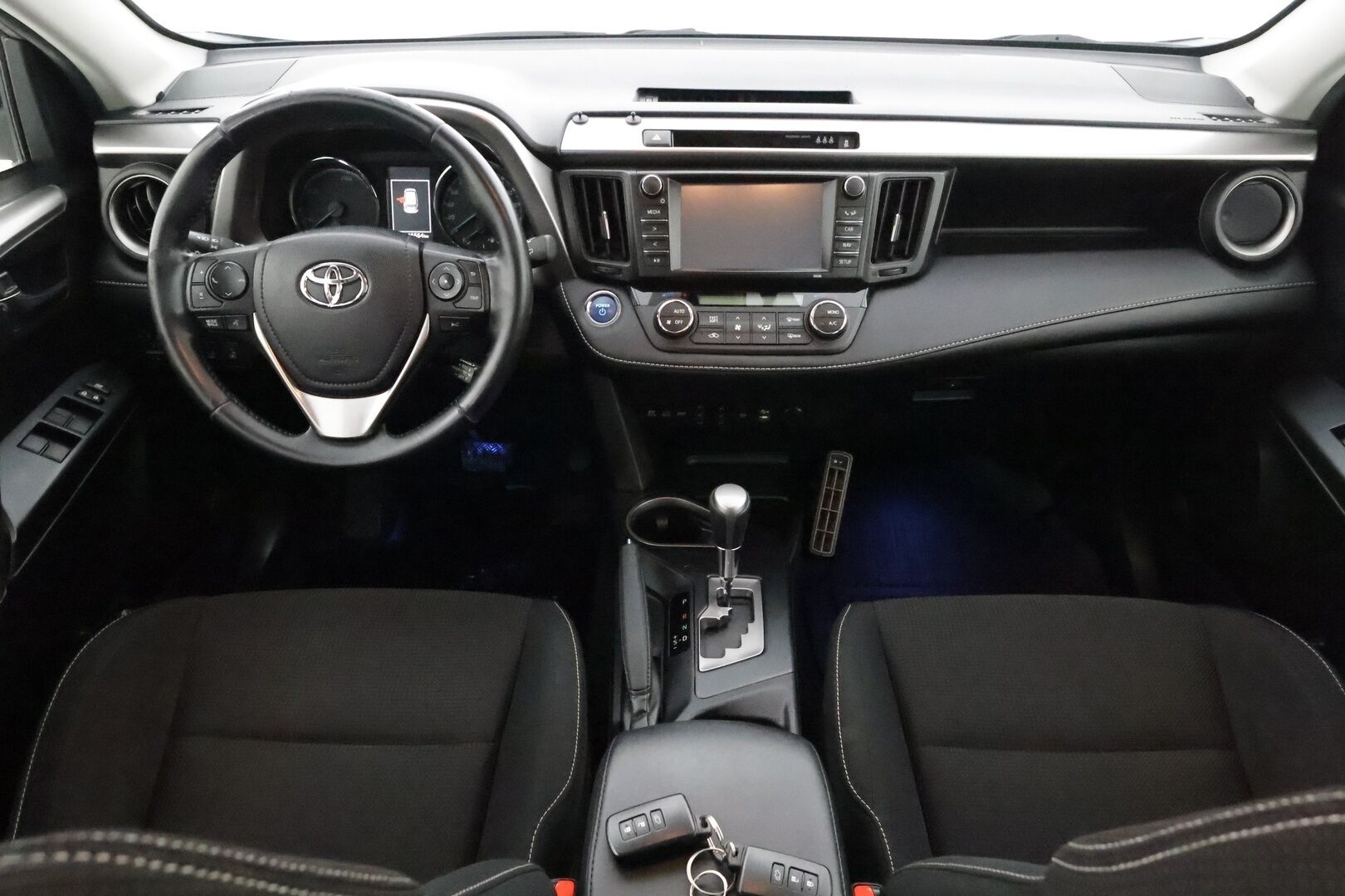 Toyota RAV4 2017 2,5 Hybrid FWD Hybrid Edition - | Suomi-Auto | Adapt.vakkari | Navi | P-kamera | KeyLessGo | Koukku |  LED | Ratinlämmitin | 