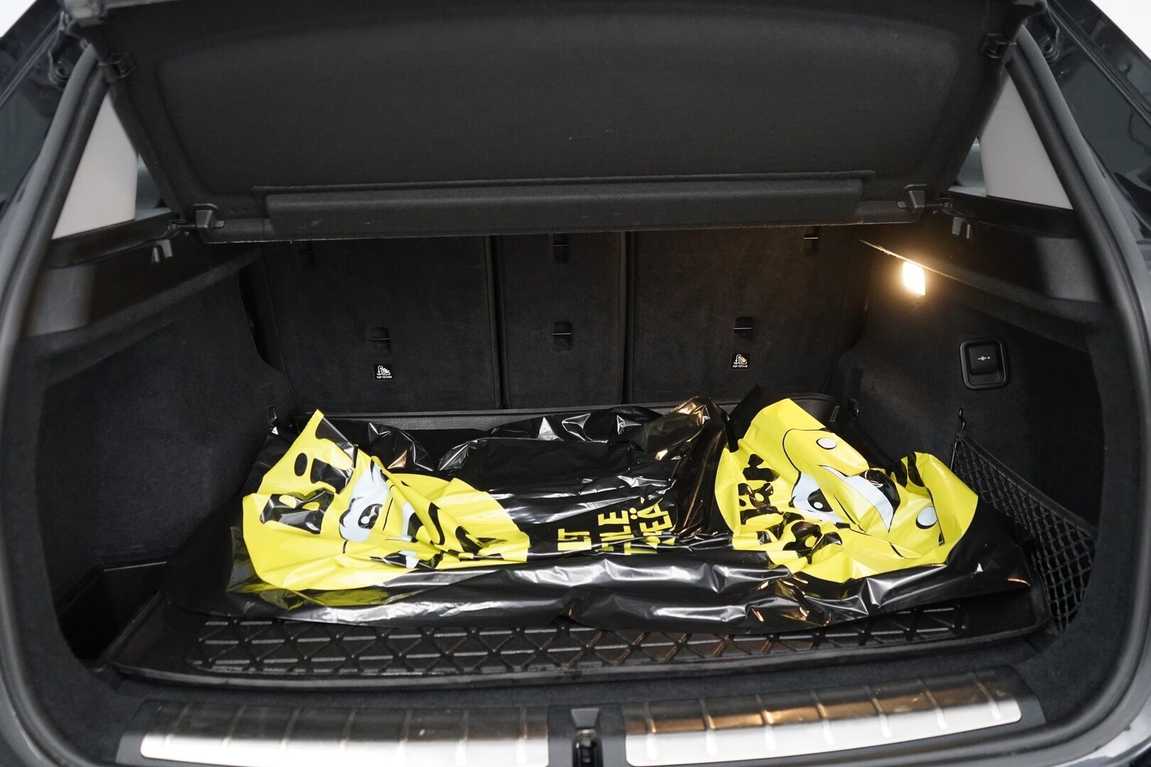 BMW X1 2016 F48 xDrive18d A Edition Sport *Sport-penkit / Lohko+sisä / Kamera / Koukku / Tutkat / Bluetooth* - Suomi-auto / Juuri Katsastettu / Kahdet Vanteet / Fiksut huollot