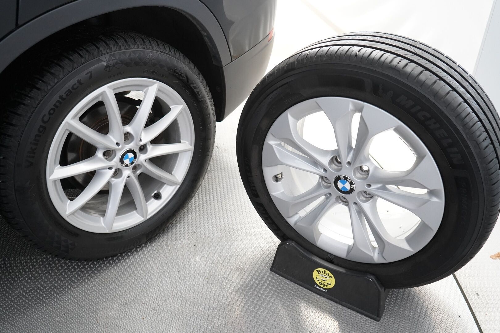 BMW X1 2017 F48 xDrive18d A Edition Sport *Sport-penkit / Lohko+sisä / Kamera / Koukku / Tutkat / Bluetooth* - Suomi-auto / Juuri Katsastettu / Kahdet Vanteet / Fiksut huollot