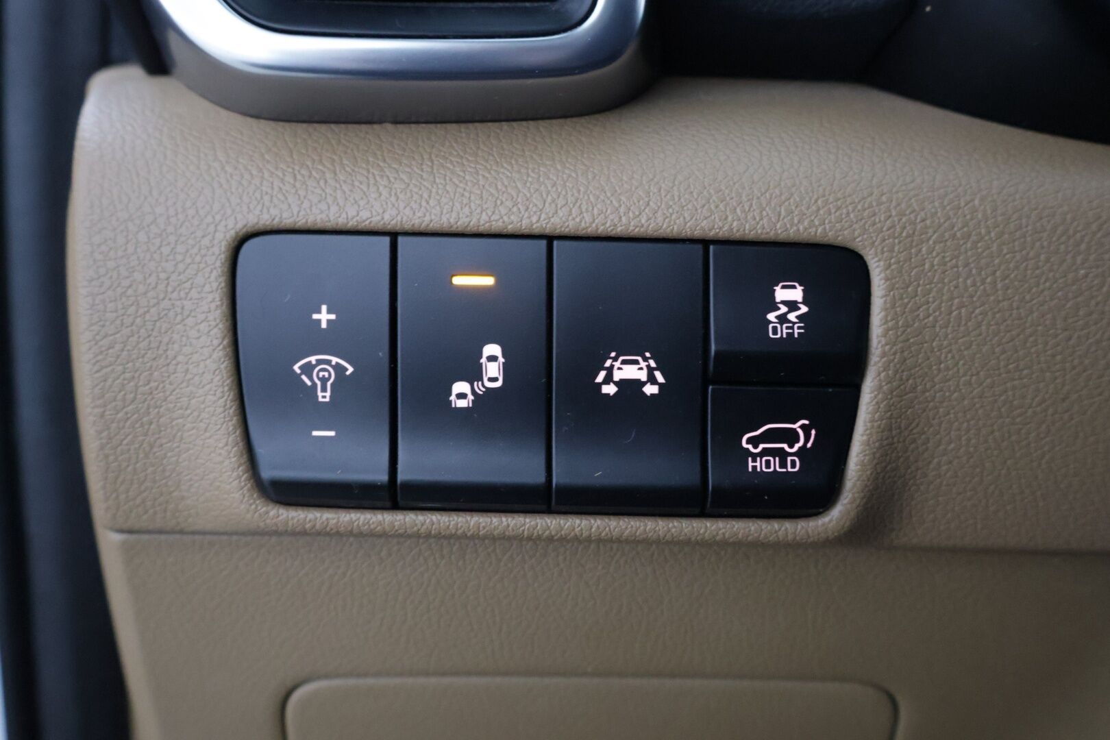 Kia Sportage 2017 1,7 CRDi ISG Urban Business Premium *Ruskeat nahat / P-Kamera / Ilmastoidut penkit / Kaistavahti / Sähkökontti / Blis * - Merkkiliikkeen huoltokirja / Uudet nastarenkaat / Juuri leimattu ja huollettu - HULLUT VÄLIPÄIVÄT KORKOTARJOUS 2,49%