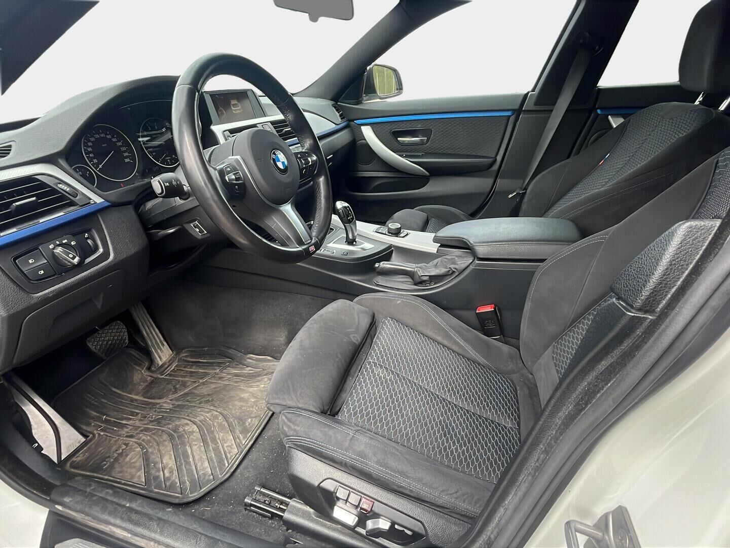 BMW 440 2017 F36 Gran Coupe 440i A xDrive Business M Sport Edition - | HIFI | Sport Alcantara istuimet, kuljettajan istuin muistilla | Tutkat eteen ja taakse | Vetokoukku |