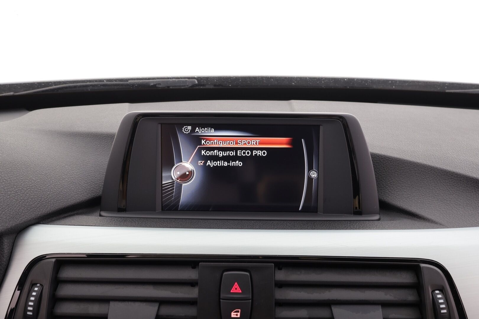 BMW 320 Gran Turismo 2017 F34 Gran Turismo 320d A Business M Sport Edition* Koukku / P.tutkat /  Sporttipenkit / Vakkari* - Suomi-auto / Viimeisin huolto 184tkm / Kahdet alumiinivanteet!