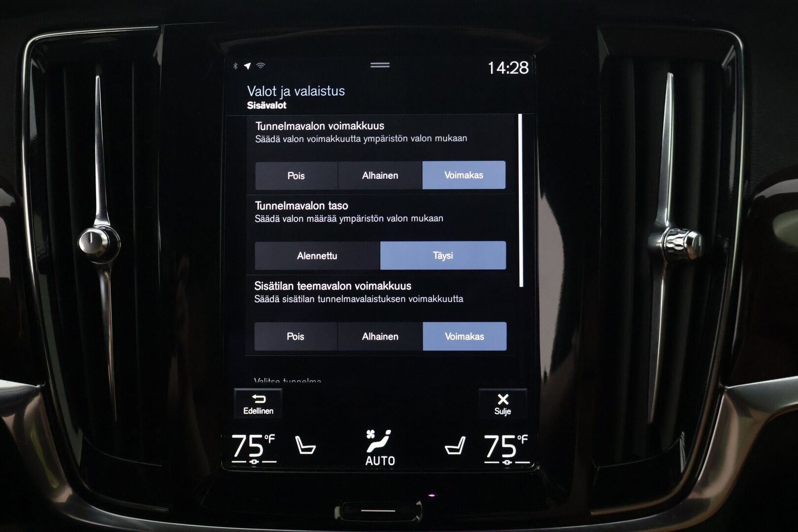 Volvo S90 2017 D4 Business Inscription aut - | Suomi-auto | Ei AdBlueta | Adapt.Vakkari | Webasto | Keylessgo | VOC | Vaaleat nahat muistilla | Navi | Lämmitettävä ratti | Hihna vaihdettu 6/2026 |