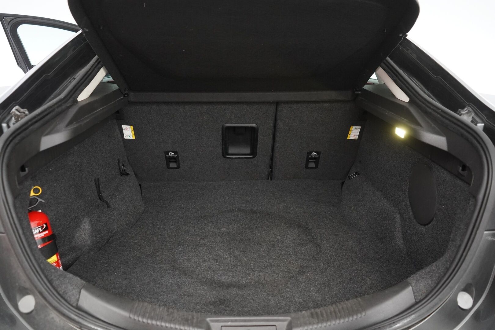 Ford Mondeo 2017 1,5 EcoBoost 160hv M6 Titanium Business 5D *Lohko / Kamera / Vakkari / Keyless / Nav / Bt* - Suomi-auto / Hyvät huollot / Kahdet renkaat / Viimeisin huolto 10.2025