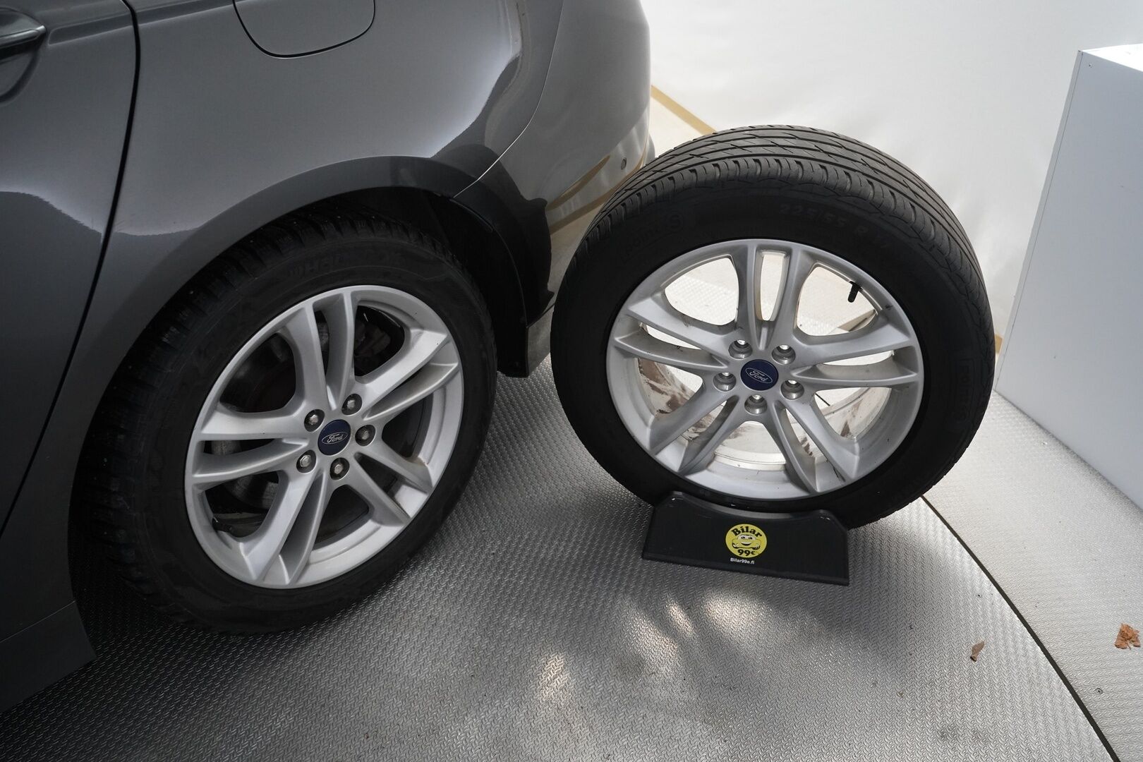 Ford Mondeo 2017 1,5 EcoBoost 160hv M6 Titanium Business 5D *Lohko / Kamera / Vakkari / Keyless / Nav / Bt* - Suomi-auto / Hyvät huollot / Kahdet renkaat / Viimeisin huolto 10.2025