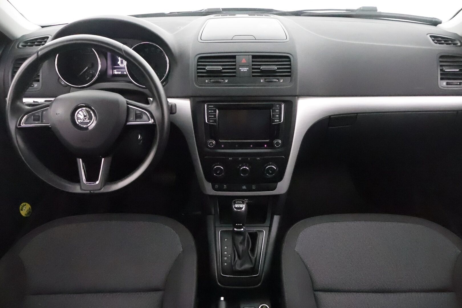 Skoda Yeti 2017 1,4 TSI 150 4x4 Ambition DSG Autom. **Webasto / P.Kamera / Navi / Vakkari / Aut. Ilmastointi / Bluetooth - Suomi-auto / 2x Renkaat