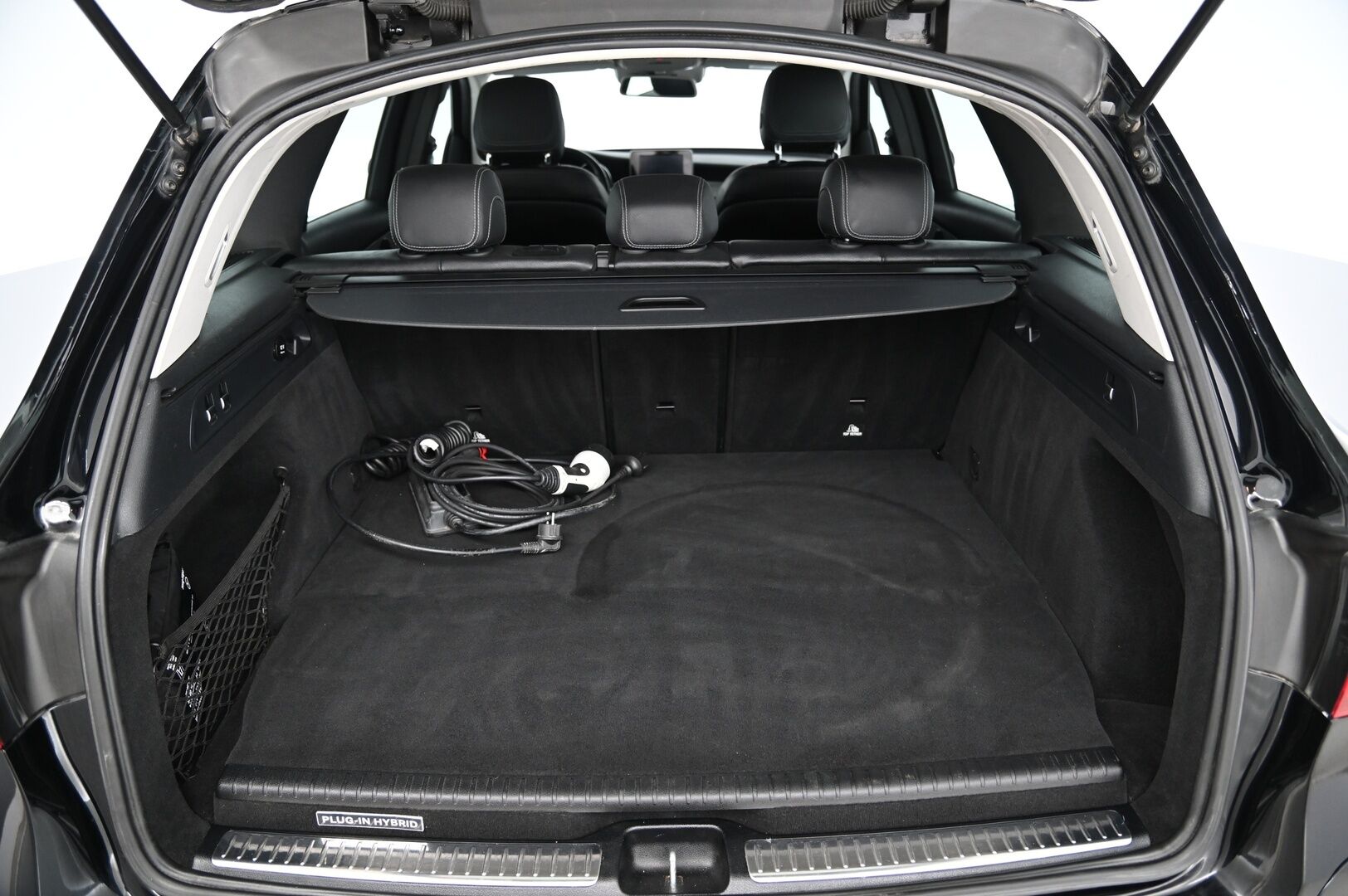 Mercedes-Benz GLC 2017 350 e 4Matic A Premium Business AMG*DTR+ / Ambinet / Blis* - *Suomi-auto / 2x renkaat ja vanteet*