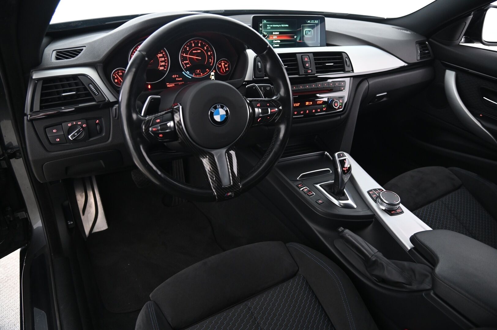 BMW 440 2017 F32 Coupe 440i A xDrive Business M-Sport * Proff.navi / Ratinlämmitin / P-kamera / Muistipenkki / Hifit* - *Näyttävä kokonaisuus / Lohkolämmitin / Xenon / Vakkari*