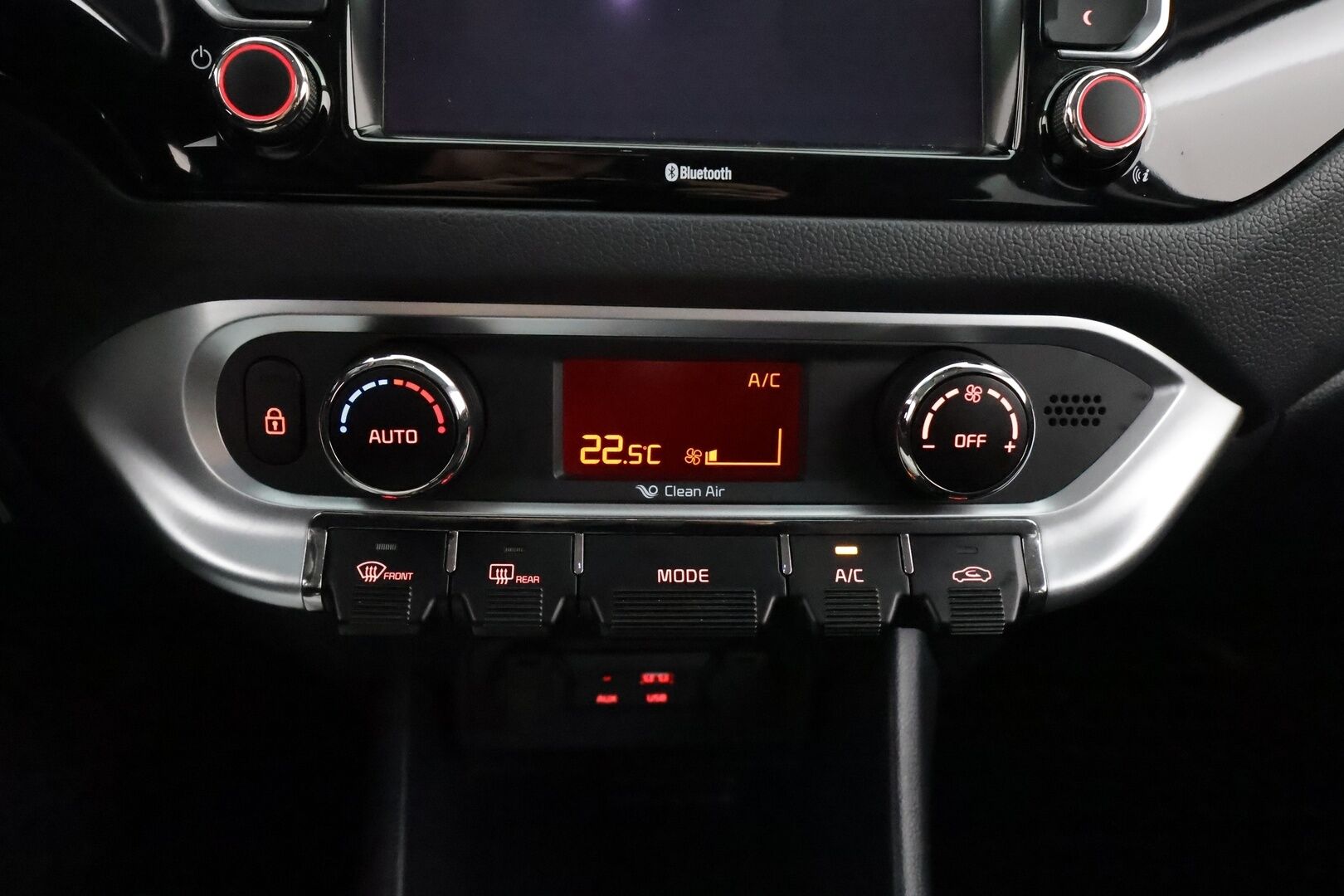 Kia Rio 2017 1,4 ISG EX 5D EcoDynamics *YritysOutlet - Myydään vain yrityksille* - Vakkari / P-kamera / Bluetooth / Ratinlämmitin / Koukku / 2x renkaat / Aut. Ilmastointi / Kauk. Keskuslukitus!