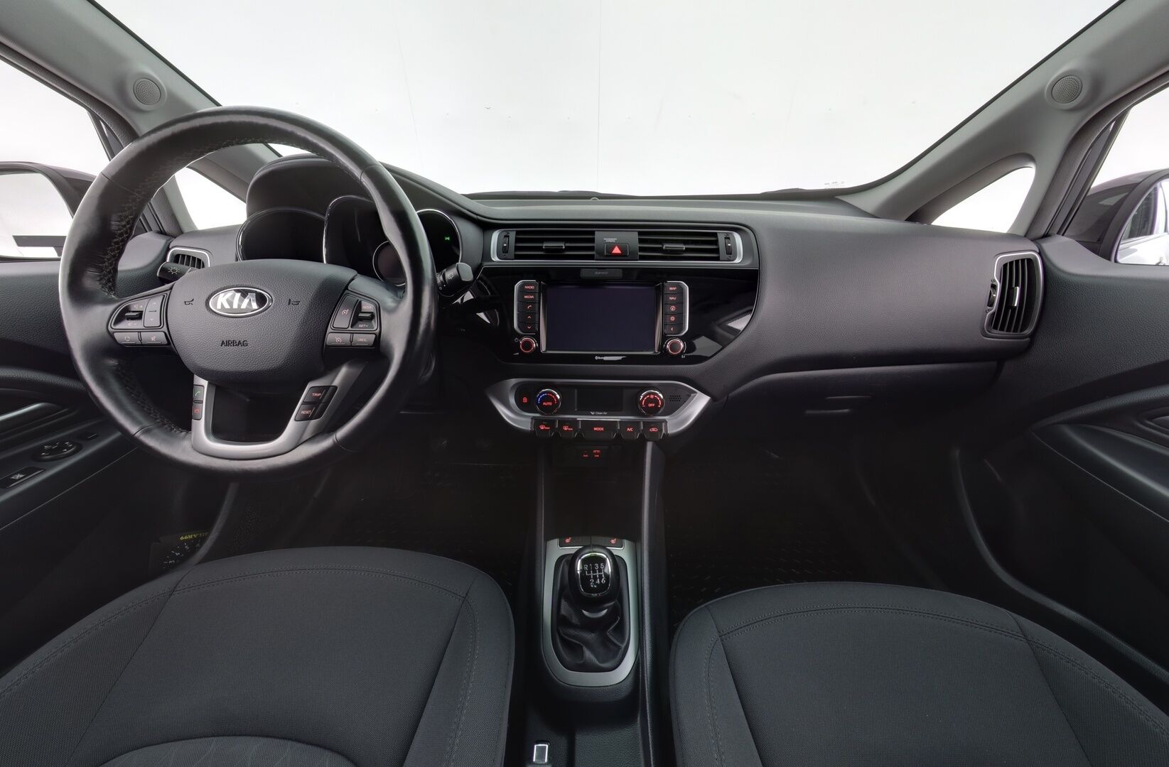 Kia Rio 2017 1,4 ISG EX 5D EcoDynamics *YritysOutlet - Myydään vain yrityksille* - Vakkari / P-kamera / Bluetooth / Ratinlämmitin / Koukku / 2x renkaat / Aut. Ilmastointi / Kauk. Keskuslukitus!