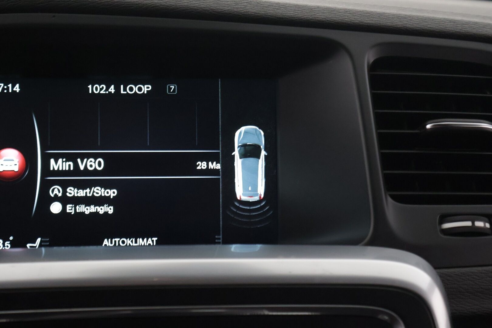Volvo V60 2017 D4 AWD Business Summum aut - *Webasto / Keyless / Vakkari / Nahat muistilla / Navi / Voc / Koukku*
