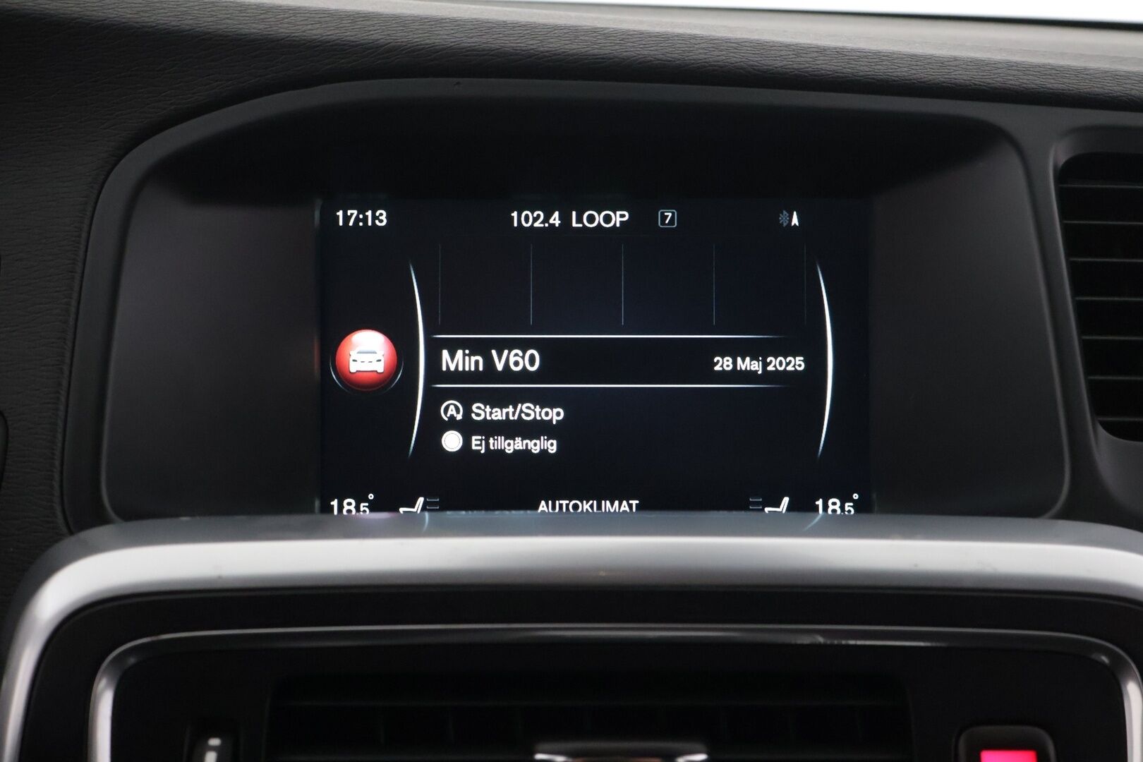 Volvo V60 2017 D4 AWD Business Summum aut - *Webasto / Keyless / Vakkari / Nahat muistilla / Navi / Voc / Koukku*