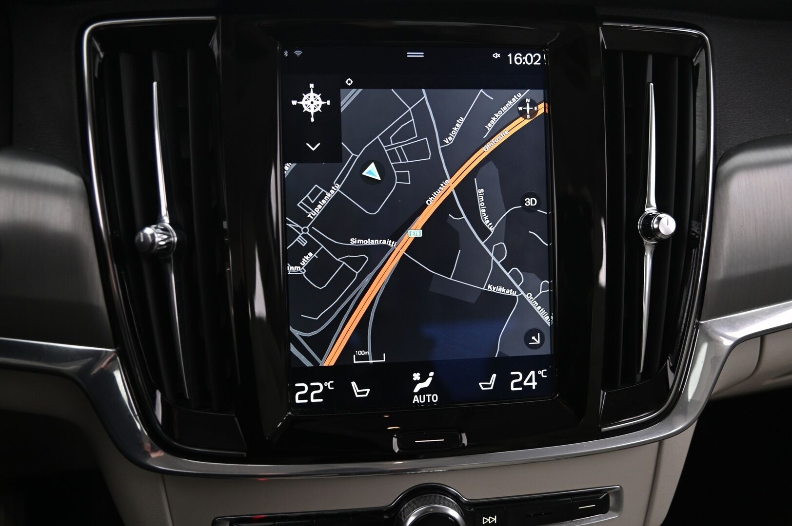 Volvo S90 2017 D3 Business aut *Webasto / Navi / Apple&Android Auto* - *Suomi-auto / Ei AdBlue järjestelmää / 2x renkaat ja vanteet*