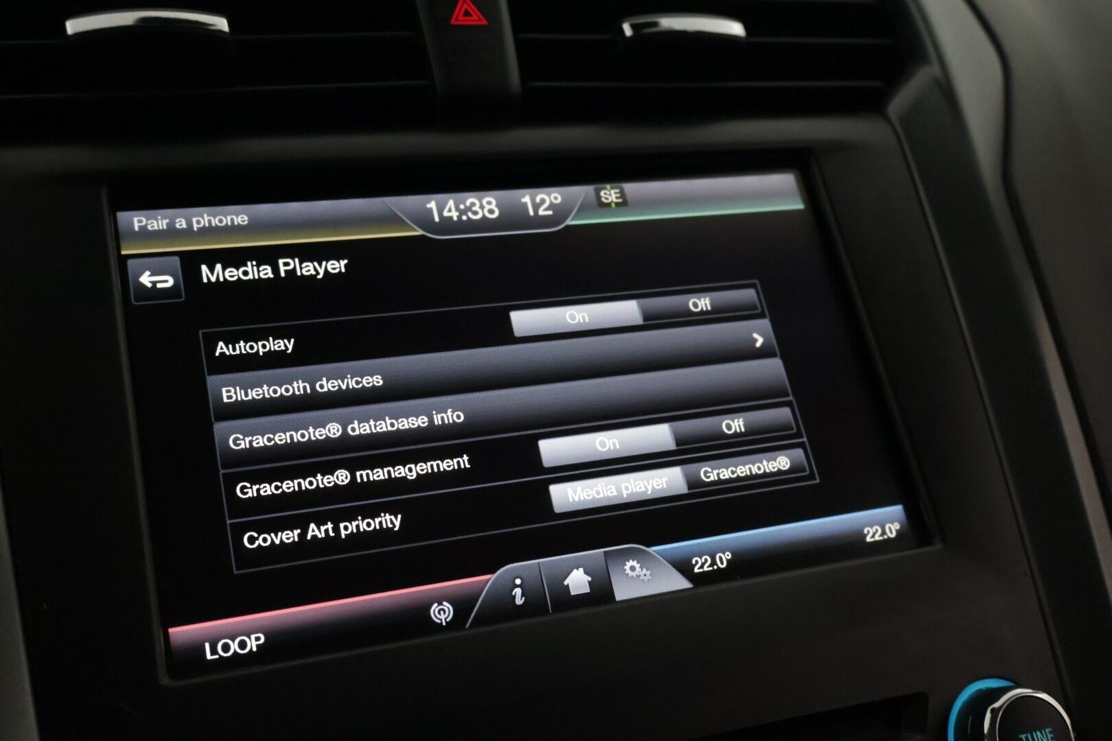 Ford Mondeo 2016 2,0 TDCi 180hv PowerShift Titanium Wagon - 3,99 % KORKOTARJOUS TÄHÄN AUTOON - 31.5. ASTI! - * Avaimeton ovien avaus / LED /  Sähkökontti / Muistipenkki / Läm.Tuulilasi *