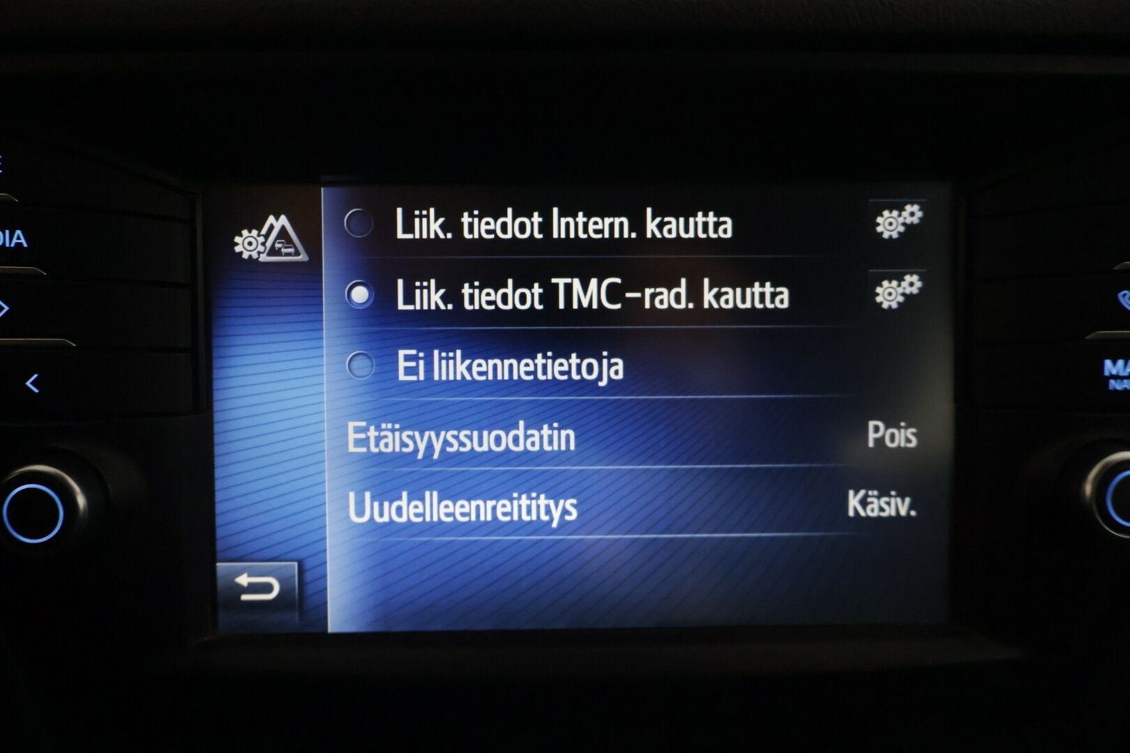 Toyota Avensis 2017 Touring Sports 1,8 Valvematic Edition Business Multidrive S - | Suomi-Auto | Peruutuskamera | Vetokoukku | Navi | Lämmitettävä tuulilasi | Kaistavahti | Törmäysvaroitin |