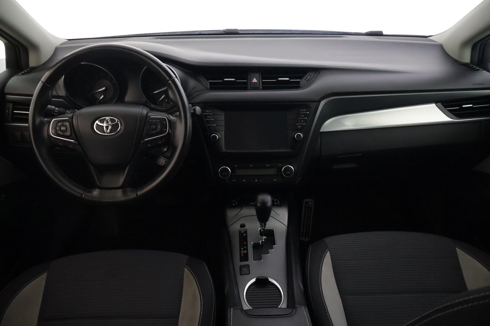 Toyota Avensis 2017 Touring Sports 1,8 Valvematic Edition Business Multidrive S - | Suomi-Auto | Peruutuskamera | Vetokoukku | Navi | Lämmitettävä tuulilasi | Kaistavahti | Törmäysvaroitin |