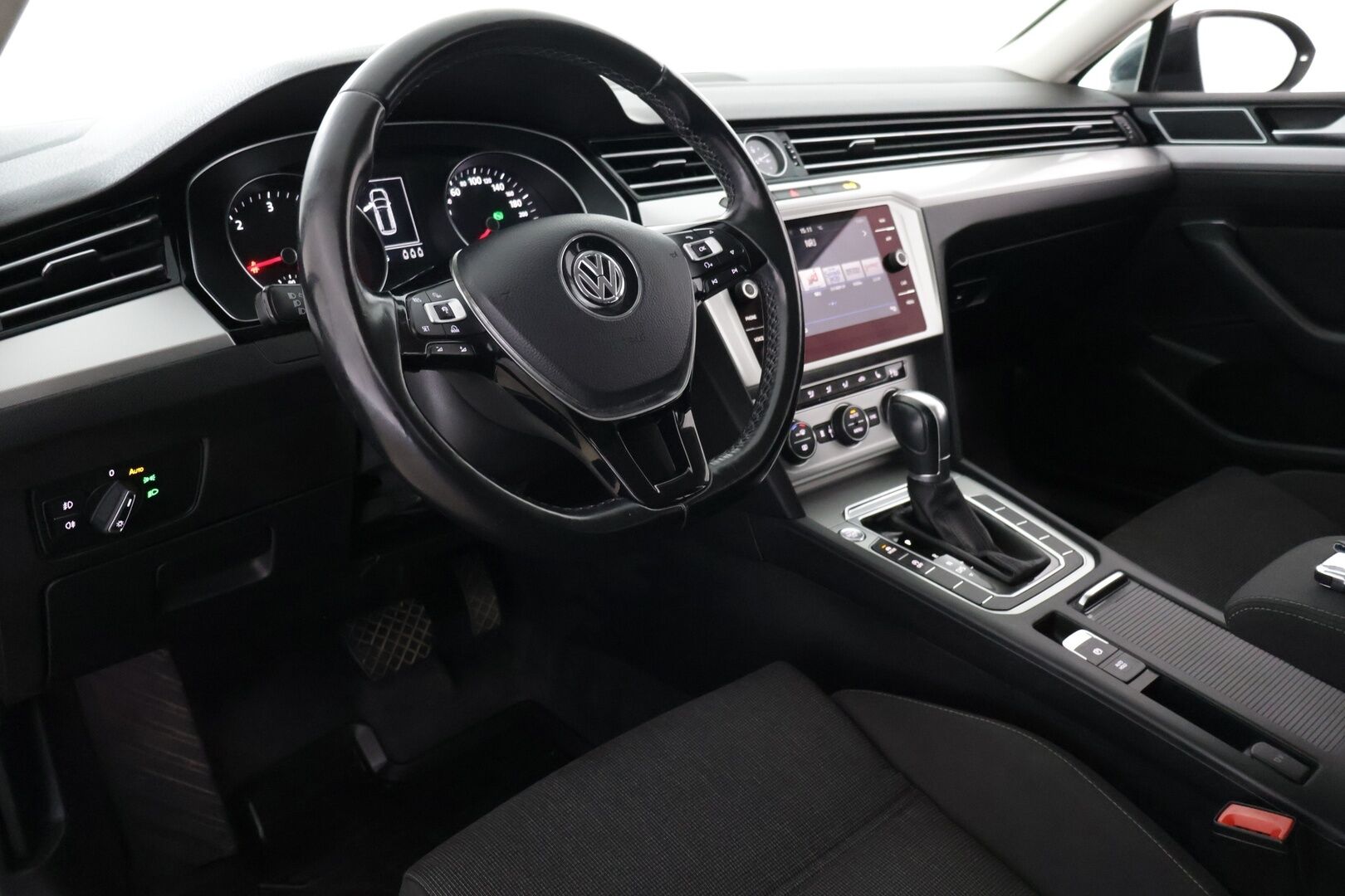 Volkswagen Passat 2018 Variant Comfortline 2,0 TDI 110 kW (150 hv) DSG-automaatti - Juuri Katsastettu! | Juuri Huollettu! | Suomi-auto | ACC | Webasto | Vetokoukku | Navi | LED | ErgoComfort | CarPlay | 2x Renkaat