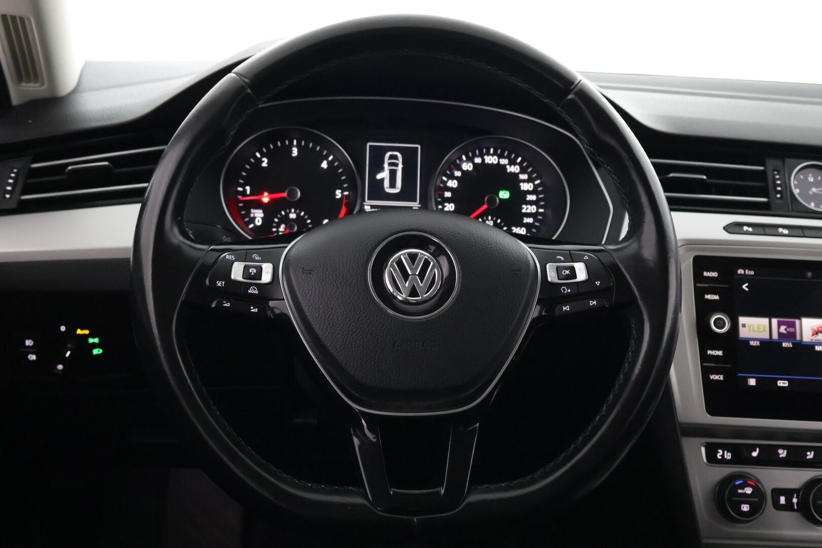Volkswagen Passat 2018 Variant Comfortline 2,0 TDI 110 kW (150 hv) DSG-automaatti - Juuri Katsastettu! | Juuri Huollettu! | Suomi-auto | ACC | Webasto | Vetokoukku | Navi | LED | ErgoComfort | CarPlay | 2x Renkaat