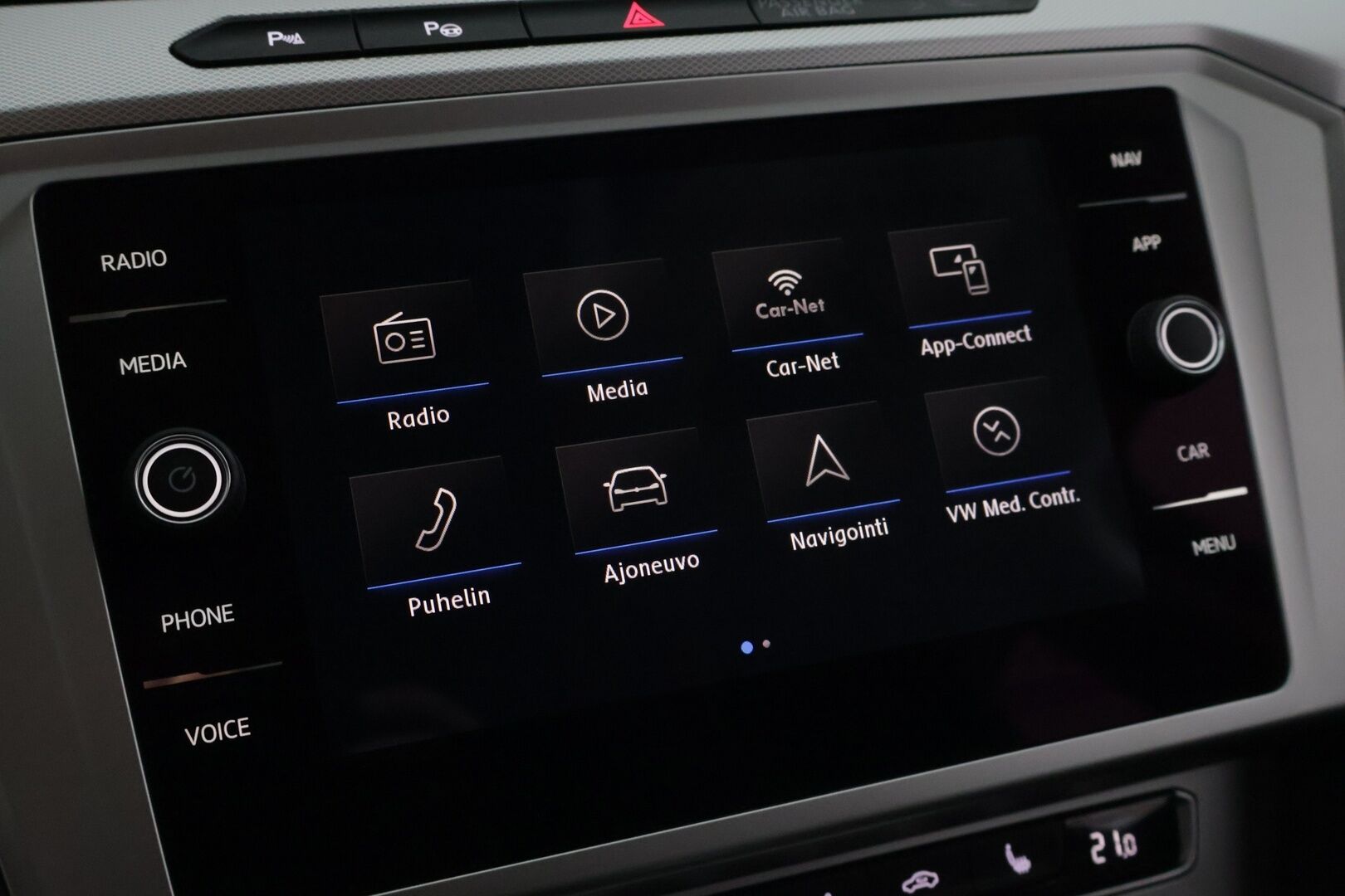 Volkswagen Passat 2018 Variant Comfortline 2,0 TDI 110 kW (150 hv) DSG-automaatti - Juuri Katsastettu! | Juuri Huollettu! | Suomi-auto | ACC | Webasto | Vetokoukku | Navi | LED | ErgoComfort | CarPlay | 2x Renkaat