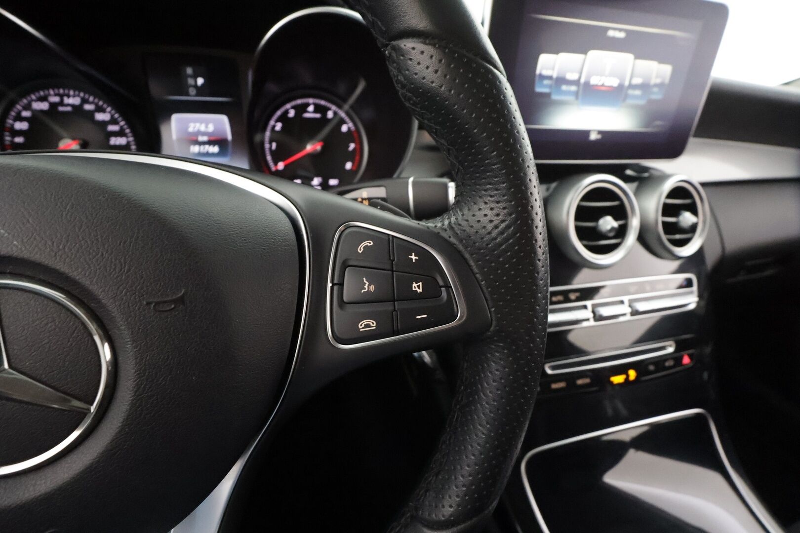 Mercedes-Benz C 2017 200 Coupé 4Matic A * Webasto / Vakkari / ILS-LED / Muistipenkit / Navi / Puolinahat * - Suomi-auto / Kahdet renkaat aluvanteilla