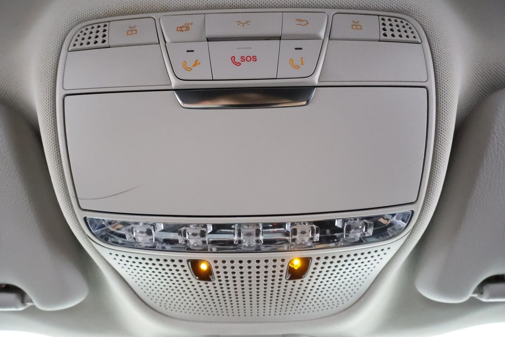 Mercedes-Benz C 2017 200 Coupé 4Matic A * Webasto / Vakkari / ILS-LED / Muistipenkit / Navi / Puolinahat * - Suomi-auto / Kahdet renkaat aluvanteilla