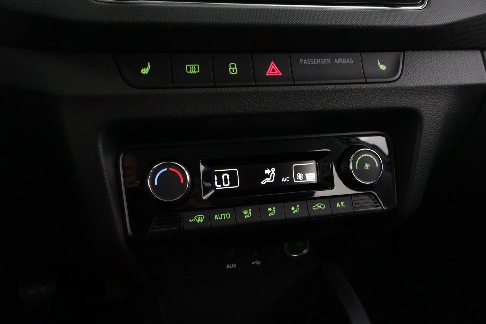 Skoda Fabia 2018 Combi 1,0 TSI 95 Style *KeyLessGo / P-tutkat / Vakkari / AppleCarPlay / Lohkolämmitin / Ilmastointi* - Hyvin varusteltu Fabia!