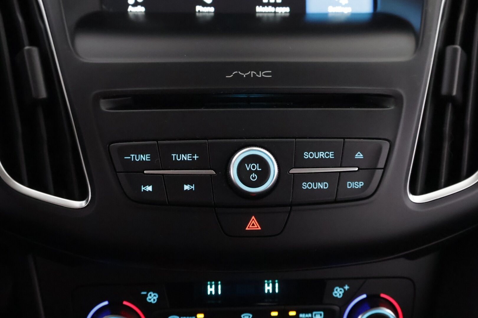 Ford Focus 2017 1,0 EcoBoost 125 hv Start/Stop M6 Edition 5-ovinen - YritysOutlet - Myydään vain yrityksille - 1,0 EcoBoost 125 hv Start/Stop M6 Edition 5-ovinen