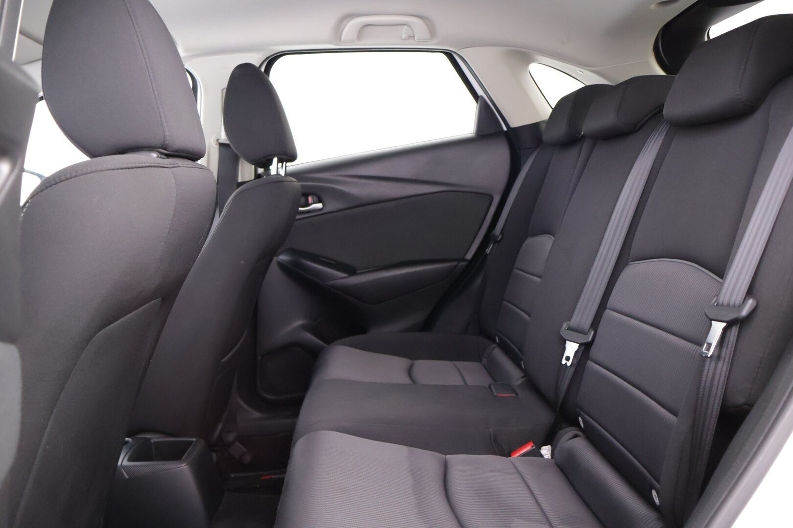 Mazda CX-3 2017 2,0 (120 hv) SKYACTIV-G Premium Plus 6MT EL3 - | Vakkari | Peruutuskamera | Avaimeton käynnistys | Kaistavahti | Ratinlämmitin | Suomi-auto | Lohkolämmitin + S.lämmitin |