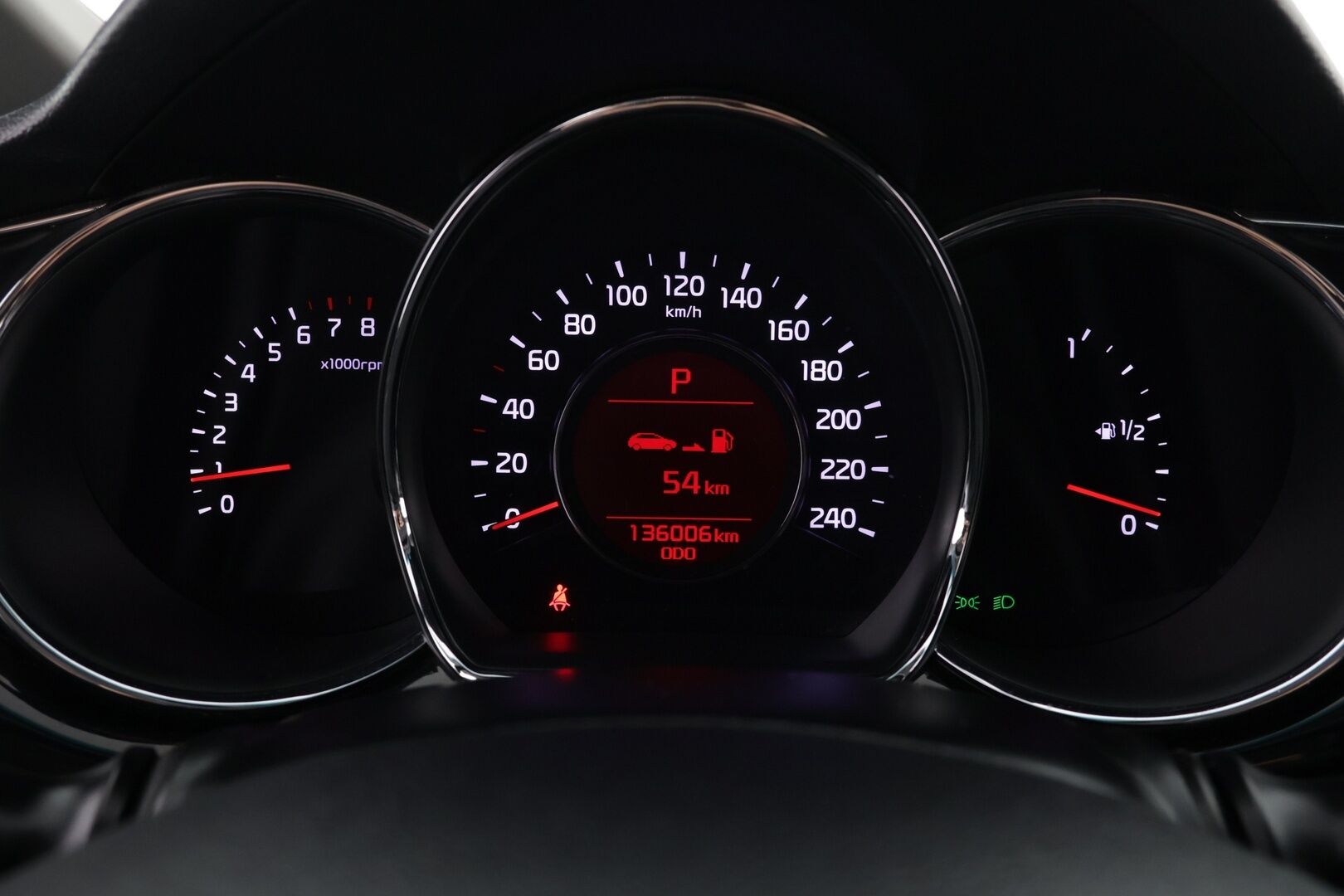 Kia cee'd 2017 1,6 EX SW DCT A/T / Vakkari / P-kamera / Lohko+sisälämmitin / Apple&Android / Koukku / Ratinlämmitin / Navi - Suomi-auto / Merkkihuollettu / 2x Aluvanteet / Uudenveroiset nastat, sekä kesärenkaat!