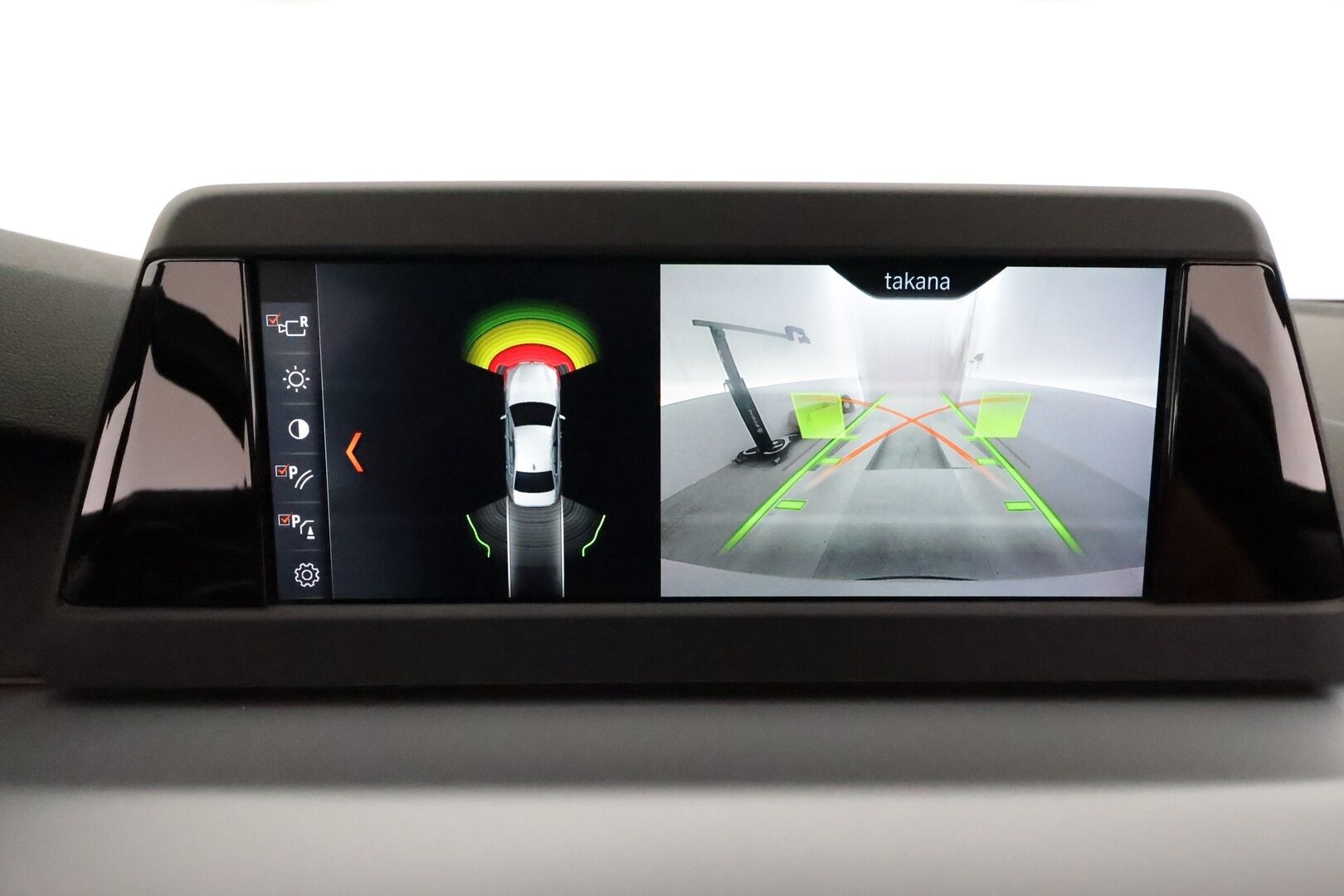 BMW 520 2017 G30 Sedan 520d A Business Comfort **LED / ACC / P.kamera / Sisätilanlämmitin / Konjakki Nahat / HiFI / Kaistavahti** - 2-om Suomi-auto / Kahdet Renkaat / Merkkihuollettu! - HULLUT JOULUT KORKOTARJOUS 2,49% 