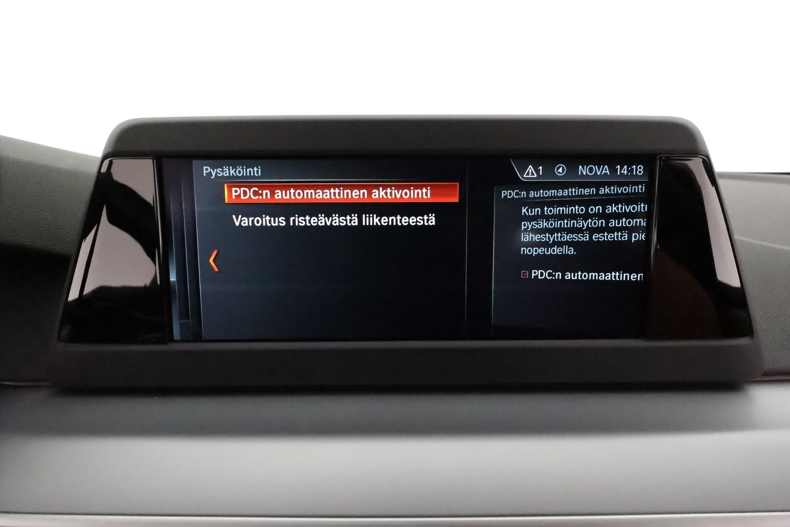 BMW 520 2017 G30 Sedan 520d A Business Comfort **LED / ACC / P.kamera / Sisätilanlämmitin / Konjakki Nahat / HiFI / Kaistavahti** - 2-om Suomi-auto / Kahdet Renkaat / Merkkihuollettu! - HULLUT JOULUT KORKOTARJOUS 2,49% 