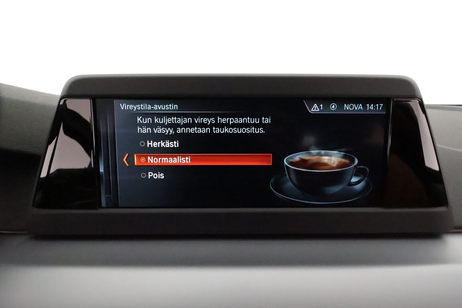 BMW 520 2017 G30 Sedan 520d A Business Comfort **LED / ACC / P.kamera / Sisätilanlämmitin / Konjakki Nahat / HiFI / Kaistavahti** - 2-om Suomi-auto / Kahdet Renkaat / Merkkihuollettu! - HULLUT JOULUT KORKOTARJOUS 2,49% 