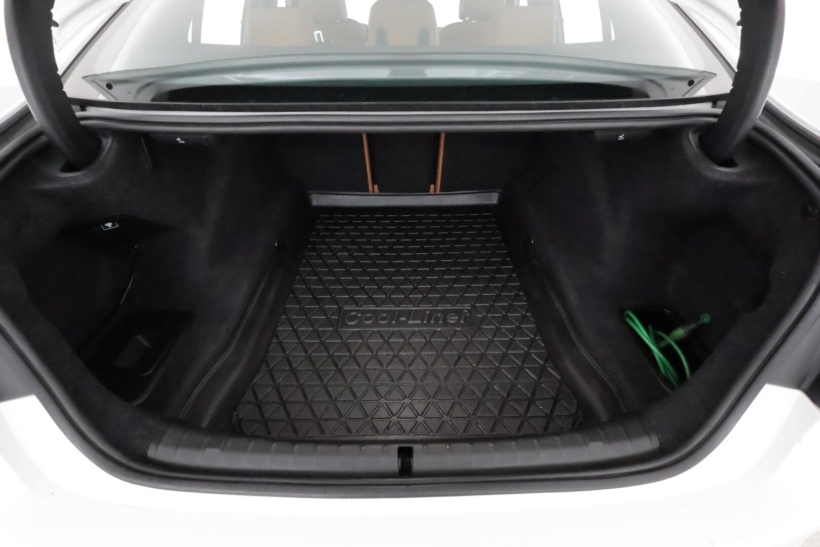 BMW 520 2017 G30 Sedan 520d A Business Comfort **LED / ACC / P.kamera / Sisätilanlämmitin / Konjakki Nahat / HiFI / Kaistavahti** - 2-om Suomi-auto / Kahdet Renkaat / Merkkihuollettu! - HULLUT JOULUT KORKOTARJOUS 2,49% 