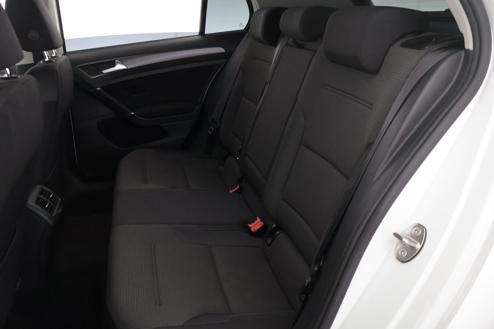 Volkswagen Golf 2017 Comfortline 1,0 TSI 81 kW (110 hv) DSG *Facelift / ACC / P-Kamera / Tutkat / Apple&Android * - *Suomi-auto / Taloudellinen ja mukava käyttis / Jakohihna vaihdettu 07/24 *