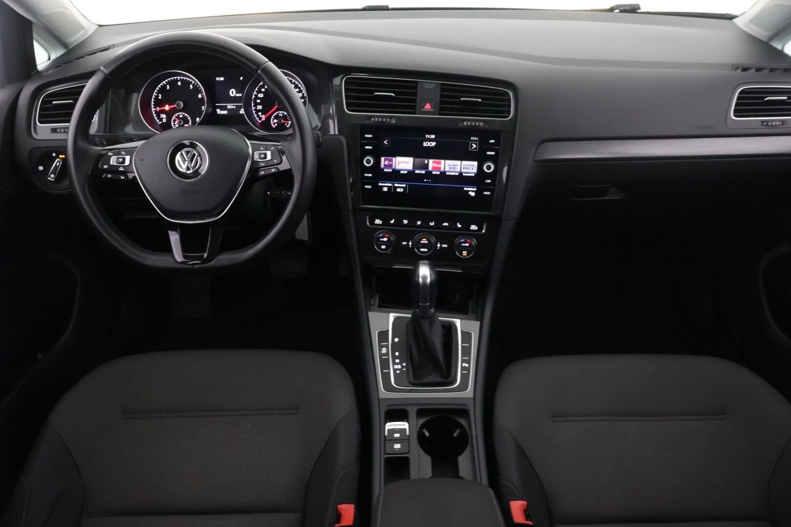 Volkswagen Golf 2017 Comfortline 1,0 TSI 81 kW (110 hv) DSG *Facelift / ACC / P-Kamera / Tutkat / Apple&Android * - *Suomi-auto / Taloudellinen ja mukava käyttis / Jakohihna vaihdettu 07/24 *