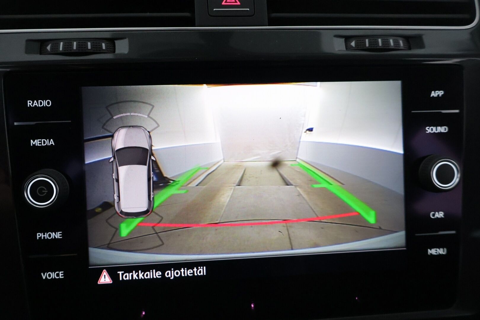 Volkswagen Golf 2017 Comfortline 1,0 TSI 81 kW (110 hv) DSG *Facelift / ACC / P-Kamera / Tutkat / Apple&Android * - *Suomi-auto / Taloudellinen ja mukava käyttis / Jakohihna vaihdettu 07/24 *