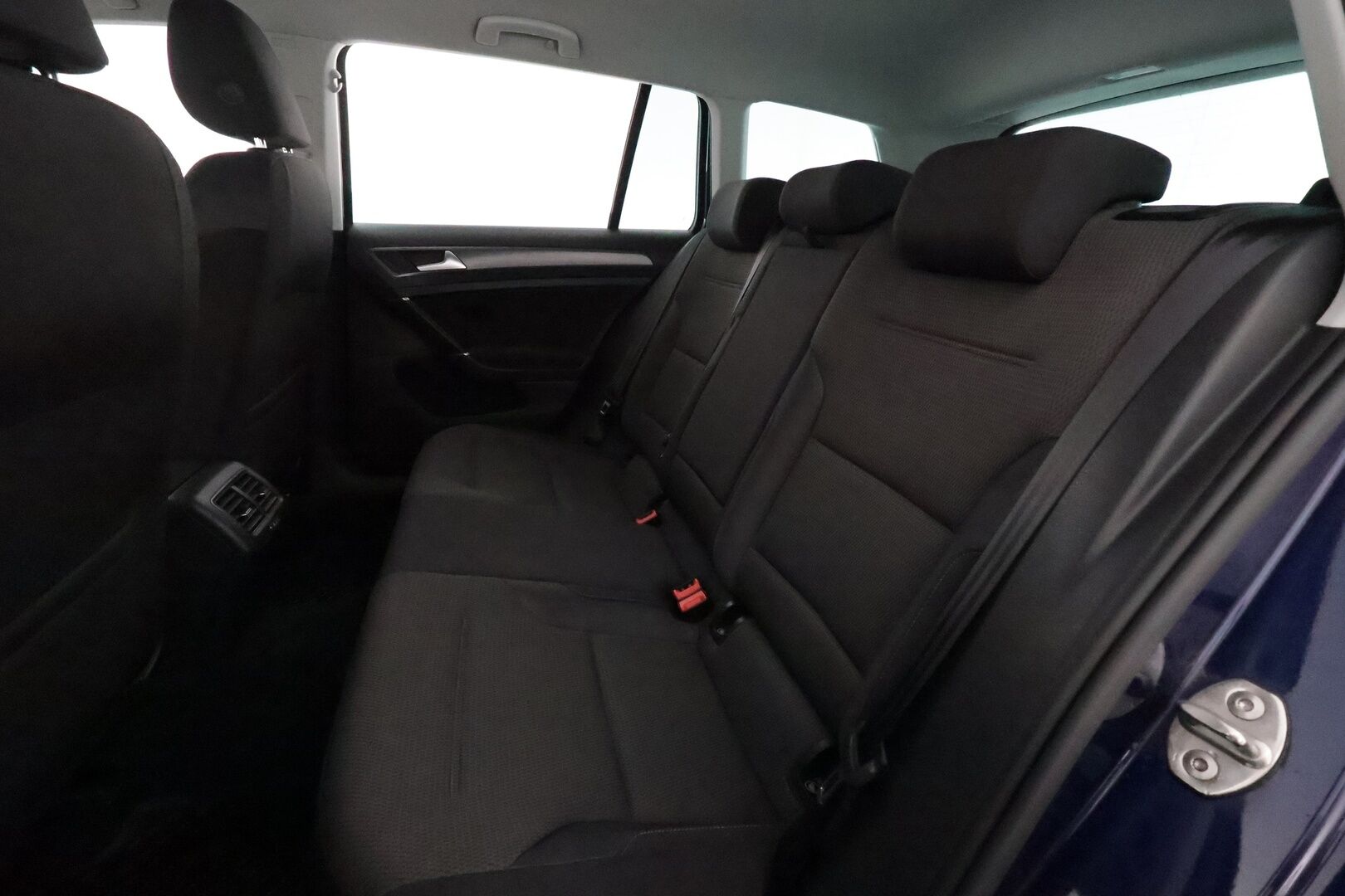 Volkswagen Golf 2018 Variant Comfortline 1,4 TSI (125 hv) DSG **Adapt.vakkari / Digimittaristo / P.kamera / Apple&Android / Webasto** - Suomi-auto / Kahdet renkaat aluvanteilla