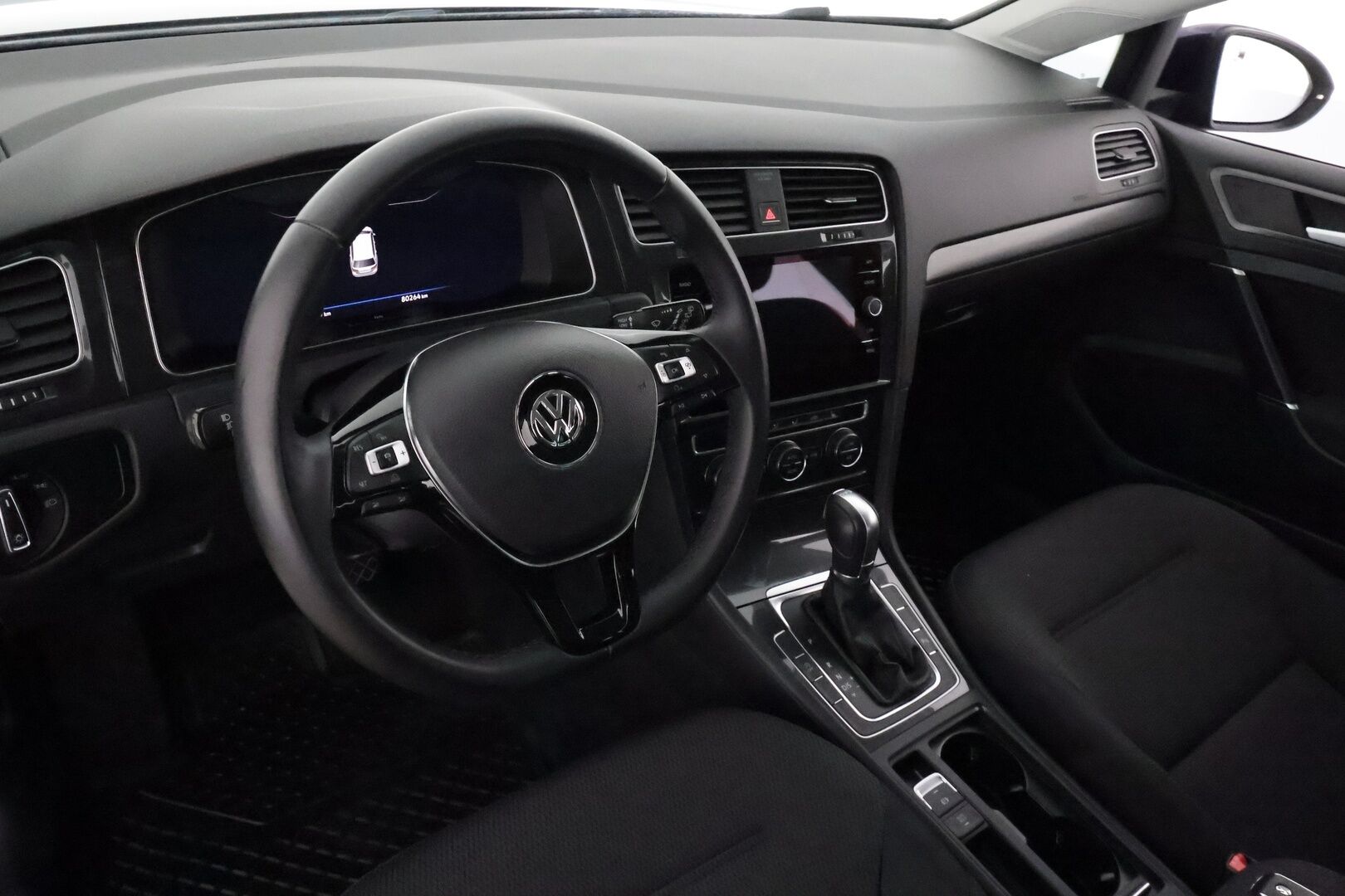 Volkswagen Golf 2018 Variant Comfortline 1,4 TSI (125 hv) DSG **Adapt.vakkari / Digimittaristo / P.kamera / Apple&Android / Webasto** - Suomi-auto / Kahdet renkaat aluvanteilla