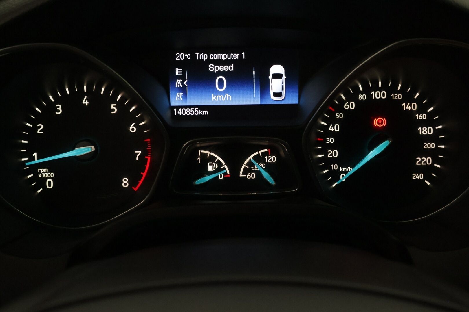 Ford Focus 2018 1,0 EcoBoost 125 hv Start/Stop M6 ST-Line **Navi / Android ja apple auto / Vakkari / Tutkat / lohko** - Kahdet renkaat aluilla / Huoltokirja