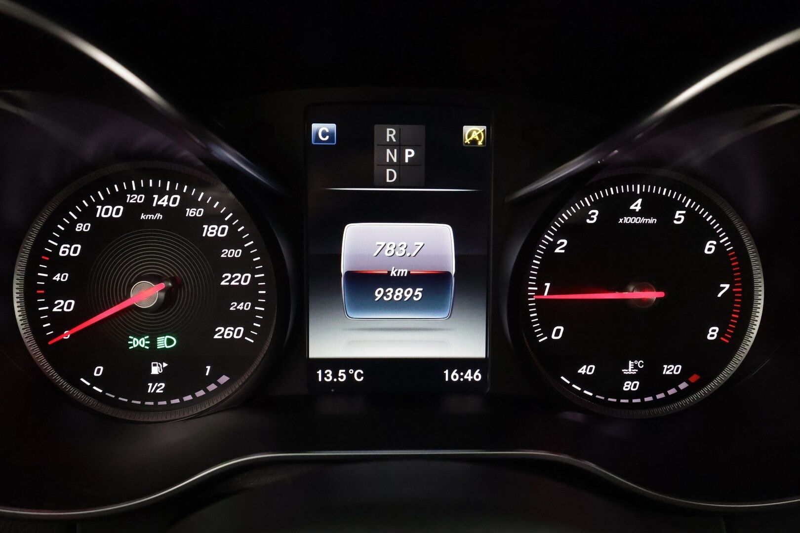 Mercedes-Benz C 2018 200 4Matic A Edition Avantgarde * Vakkari / Sportpenkit / ILS-LED / P.tutkat / Android / Bluetooth * - Suomi-auto / Kahdet renkaat - HULLUT BLACKWEEK JATKOT - KORKOTARJOUS 2,49%