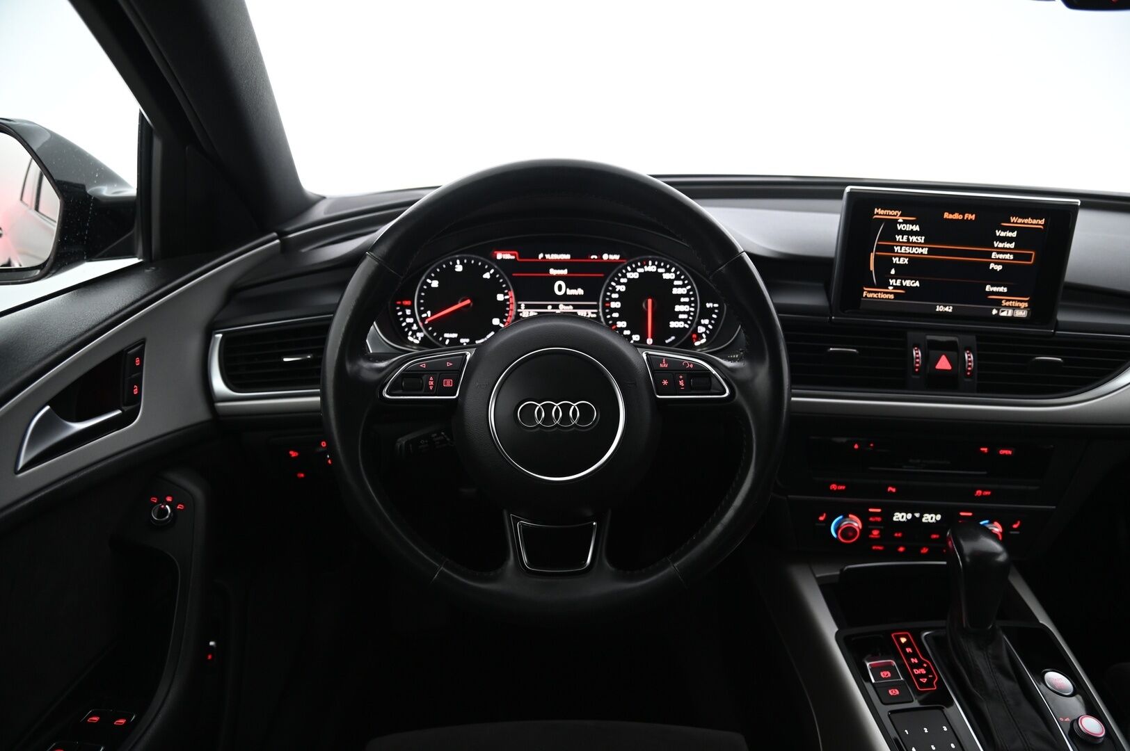 Audi A6 2018 Avant S line Business Sport 2,0 TDI 140 kW quattro S tronic *Musta optiikka paketti / Webasto / P*kamera / Koukku /  Vakkari* - *Juuri saapunut / 2x Renkaat aluilla*