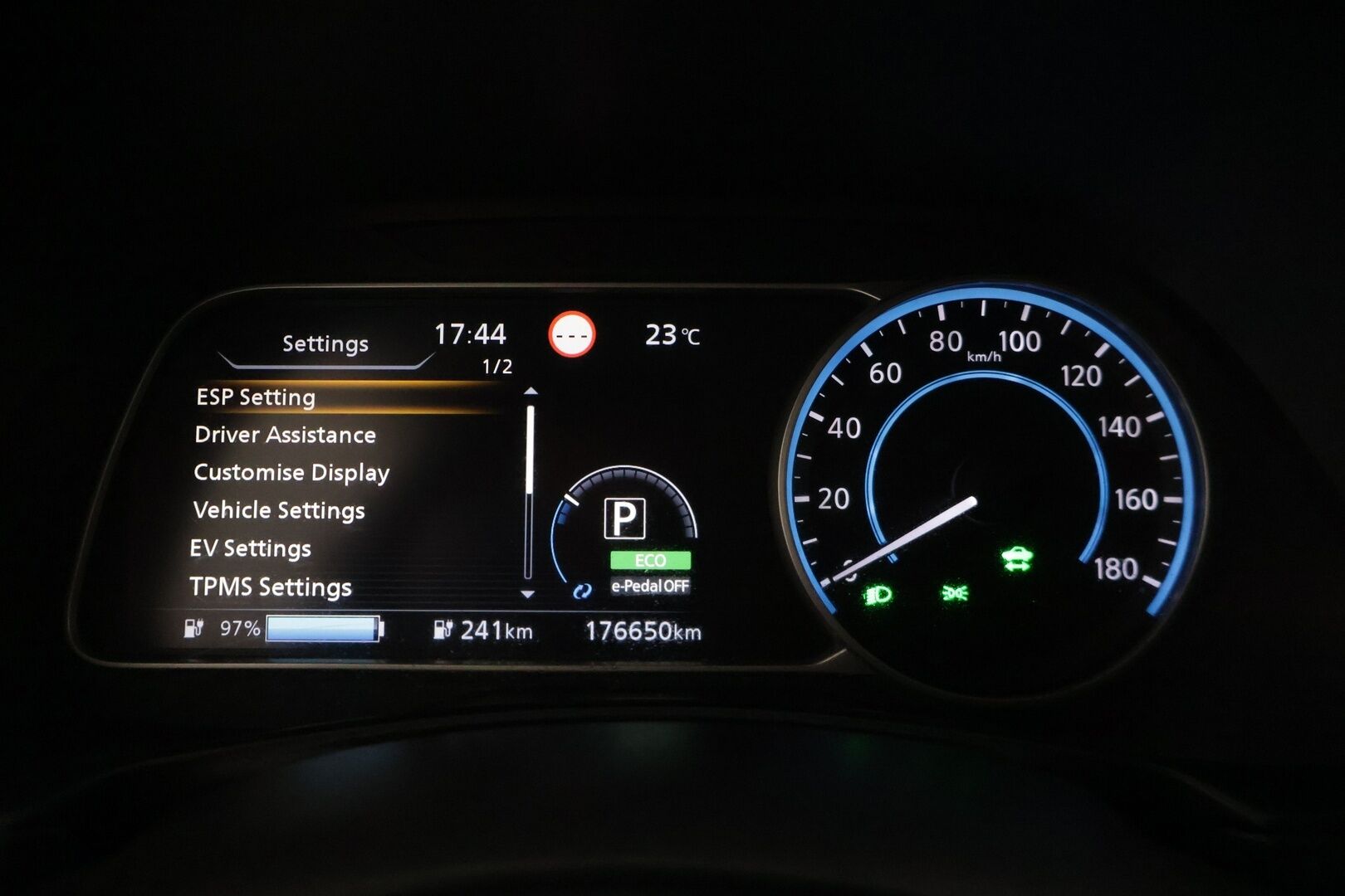 Nissan Leaf 2018 Acenta 40 kWh FI - |ACC | Kamera | Blis | Navi | Lämpö ratti