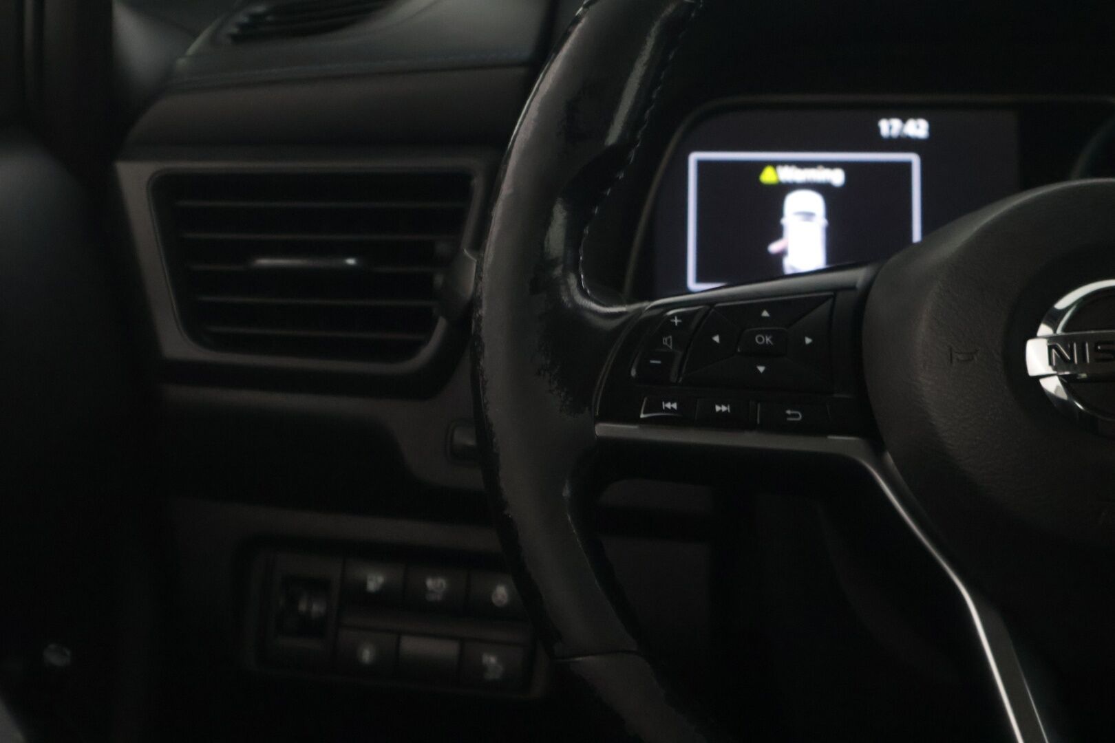 Nissan Leaf 2018 Acenta 40 kWh FI - |ACC | Kamera | Blis | Navi | Lämpö ratti