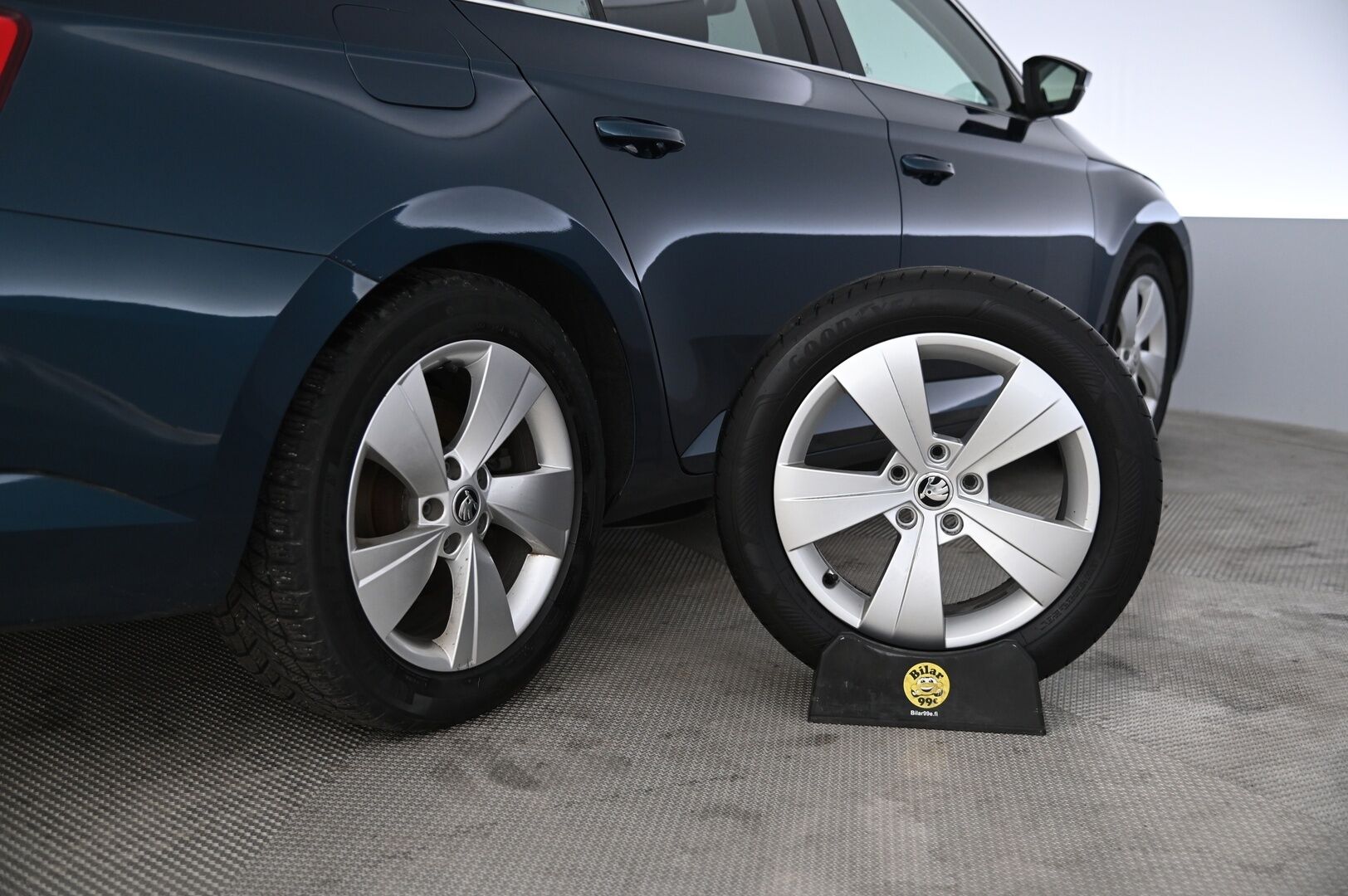 Skoda Superb 2018 Combi 1,4 TSI ACT Ambition BusinessLine DSG Autom *Webasto / Suomi-auto / Appconnect / Lämmitettävä ohjauspyörä* - *2X Renkaat aluvanteilla / jakopää tehty 2024 / LED Lisävalo*