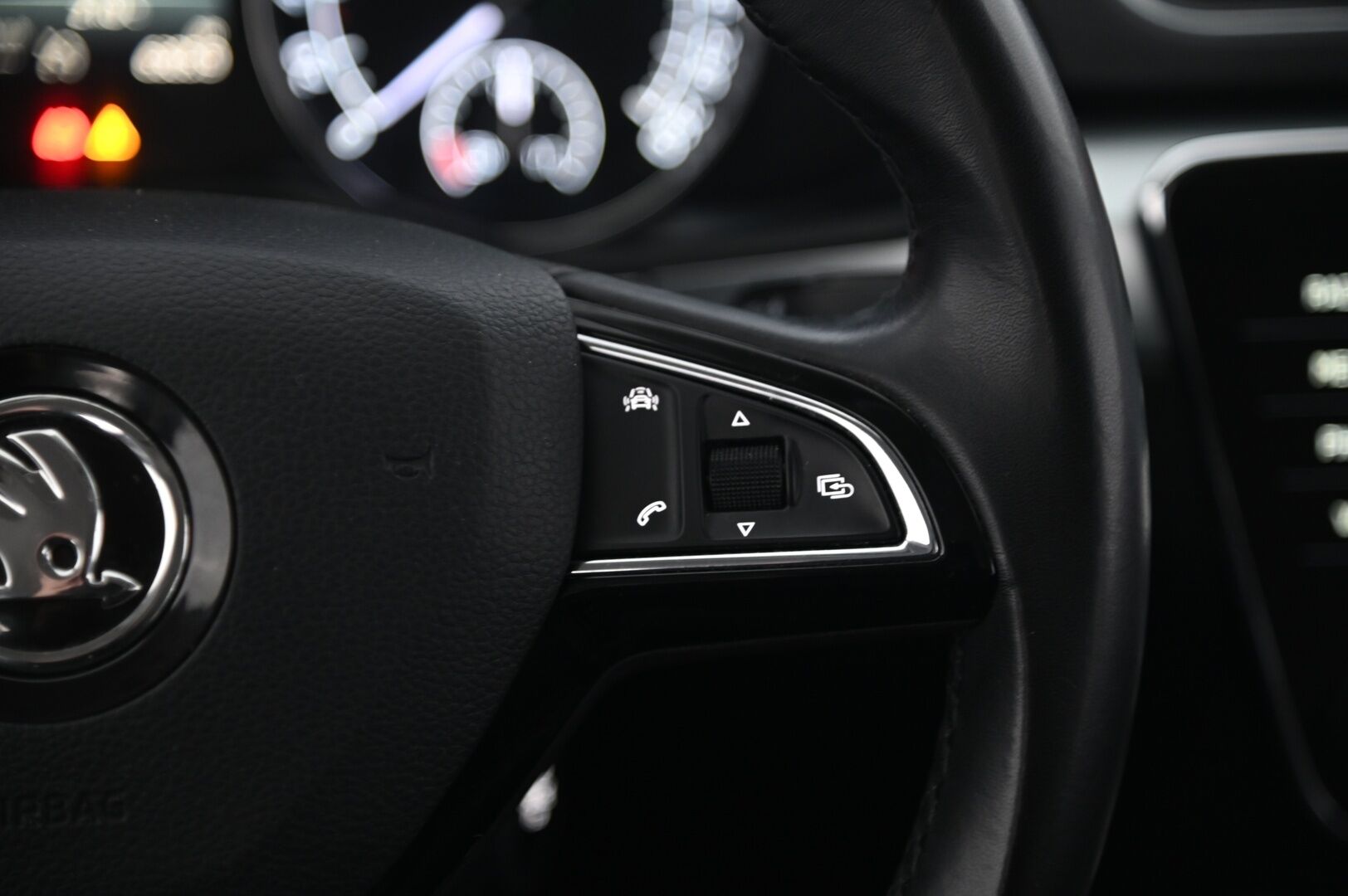 Skoda Superb 2018 Combi 1,4 TSI ACT Ambition BusinessLine DSG Autom *Webasto / Suomi-auto / Appconnect / Lämmitettävä ohjauspyörä* - *2X Renkaat aluvanteilla / jakopää tehty 2024 / LED Lisävalo*