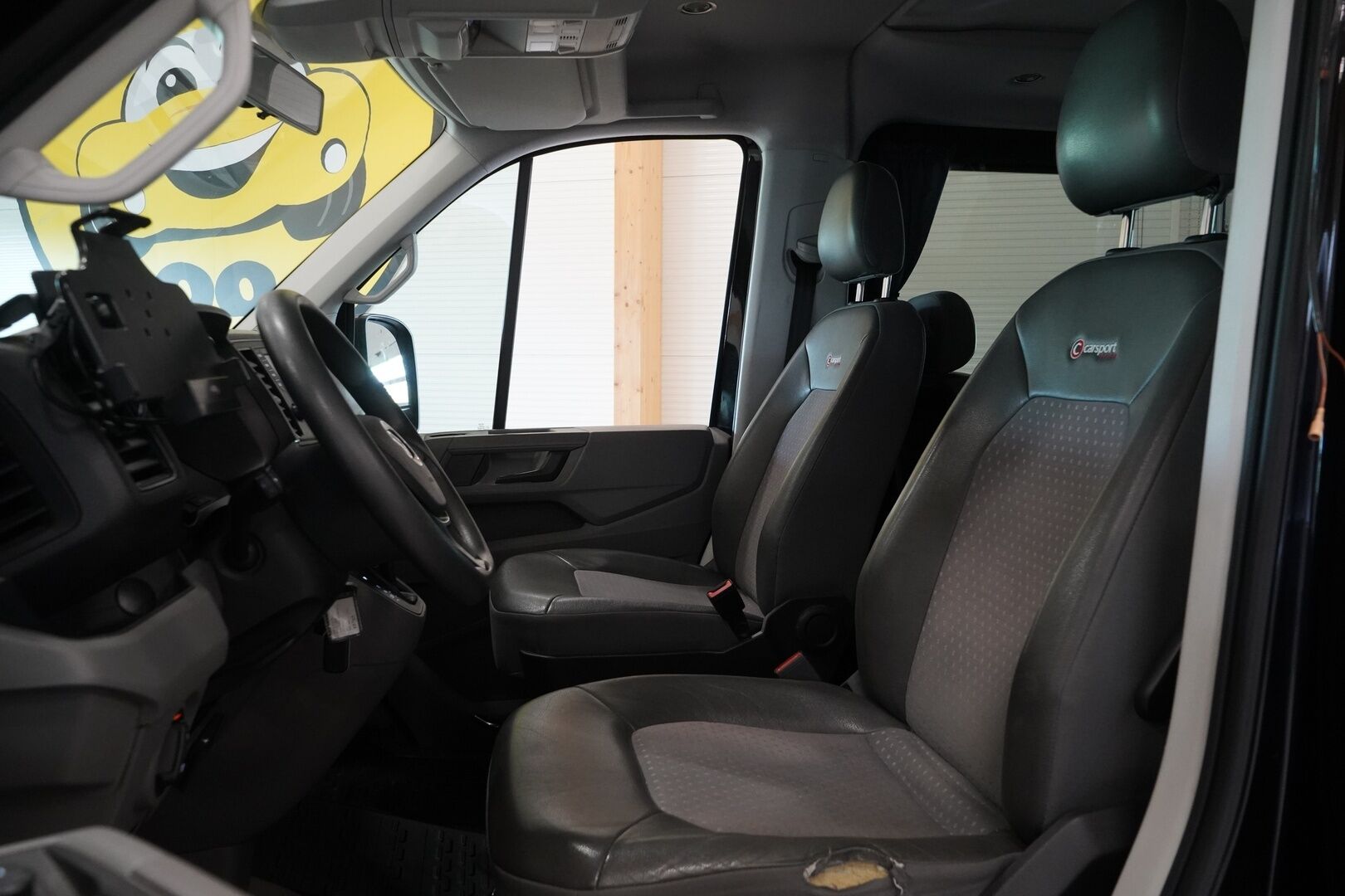 Volkswagen Crafter 2018 2.0 TDI Carsport VIP GLE 9-paikkainen Esteetön - ALV | Sähköovet | Invahissi | Ground Zero-hifit | Carsport-design | Peruutuskamera | Sähkötoiminen liukuovi | Asiallinen huoltohistoria | Katsastettu 6/26