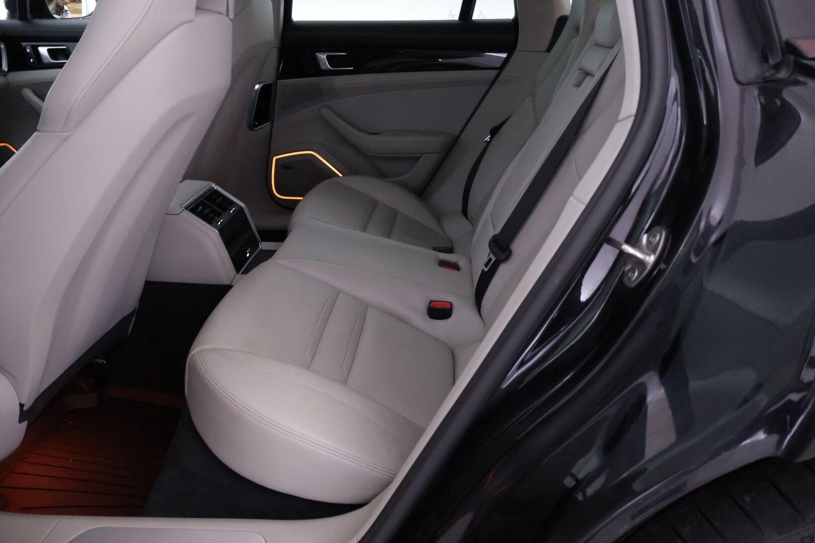 Porsche Panamera 2018 4 E-Hybrid Sport Tourismo - | ACC | Sport Chrono | Bose | 360-kamera | Sport-putkisto | Panorama |