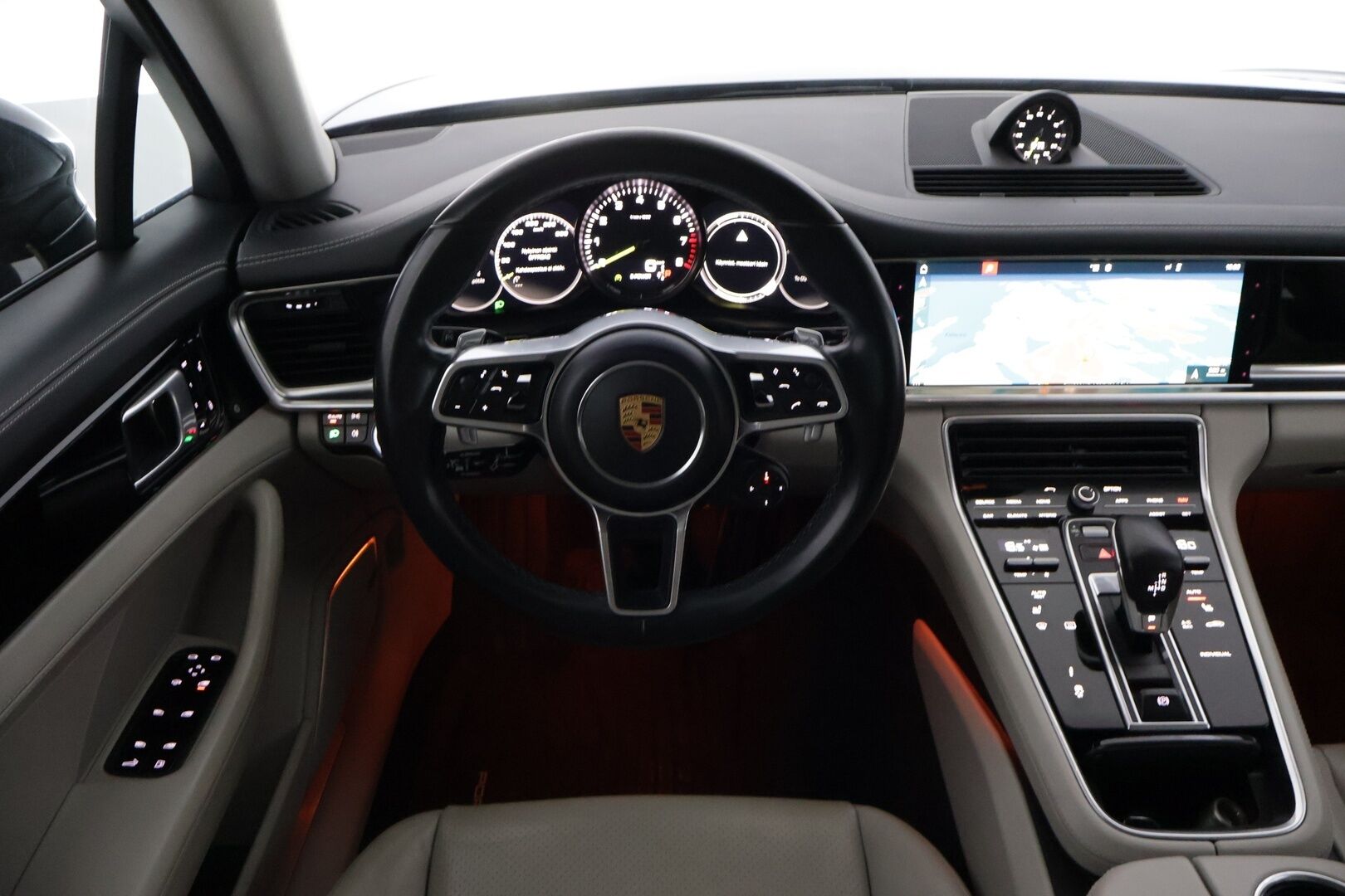 Porsche Panamera 2018 4 E-Hybrid Sport Tourismo - | ACC | Sport Chrono | Bose | 360-kamera | Sport-putkisto | Panorama |