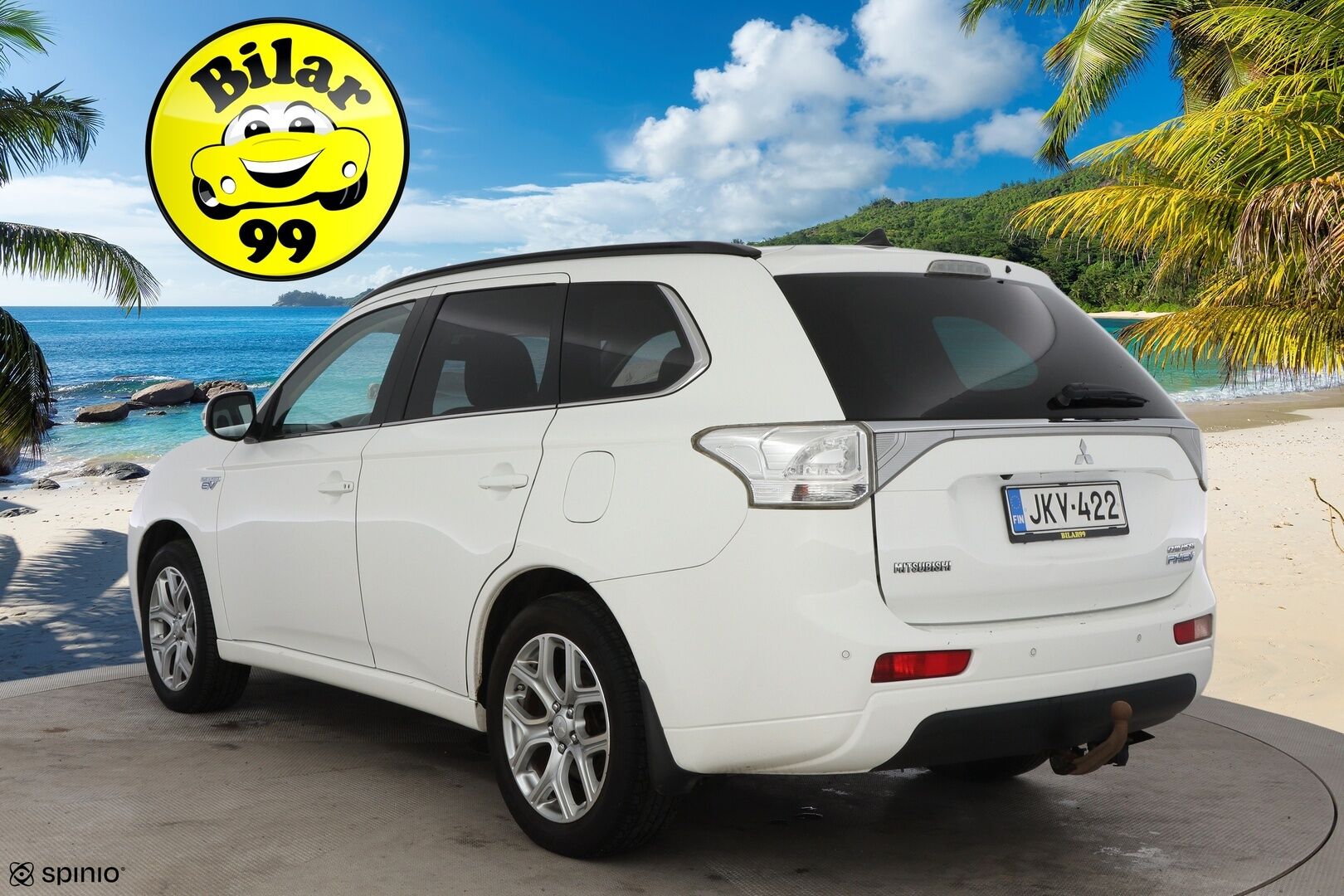 Mitsubishi Outlander 2014 MYYDÄÄN HUUTOKAUPAT.COM